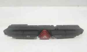 Pulsante luci di emergenza per Kia Cee d Sporty Wagon (2007 - In produzione)
