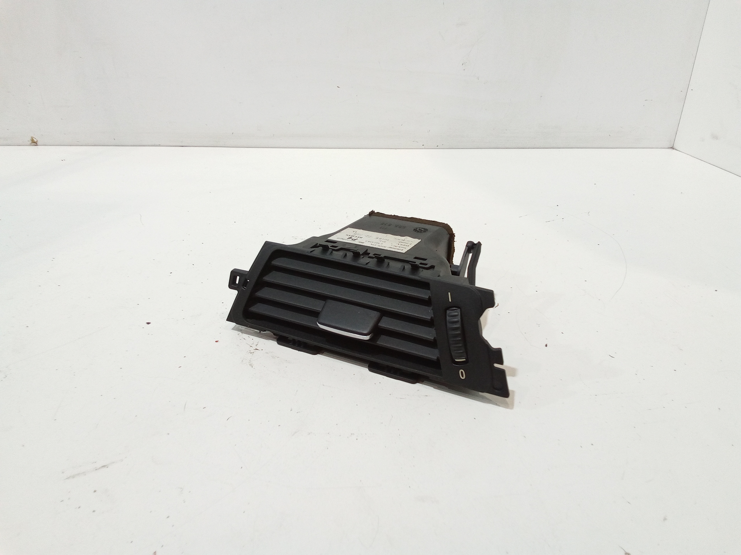 Bocchetta aria cruscotto lato passeggero per Bmw Serie 3 E90 Berlina (2005 - 2008)