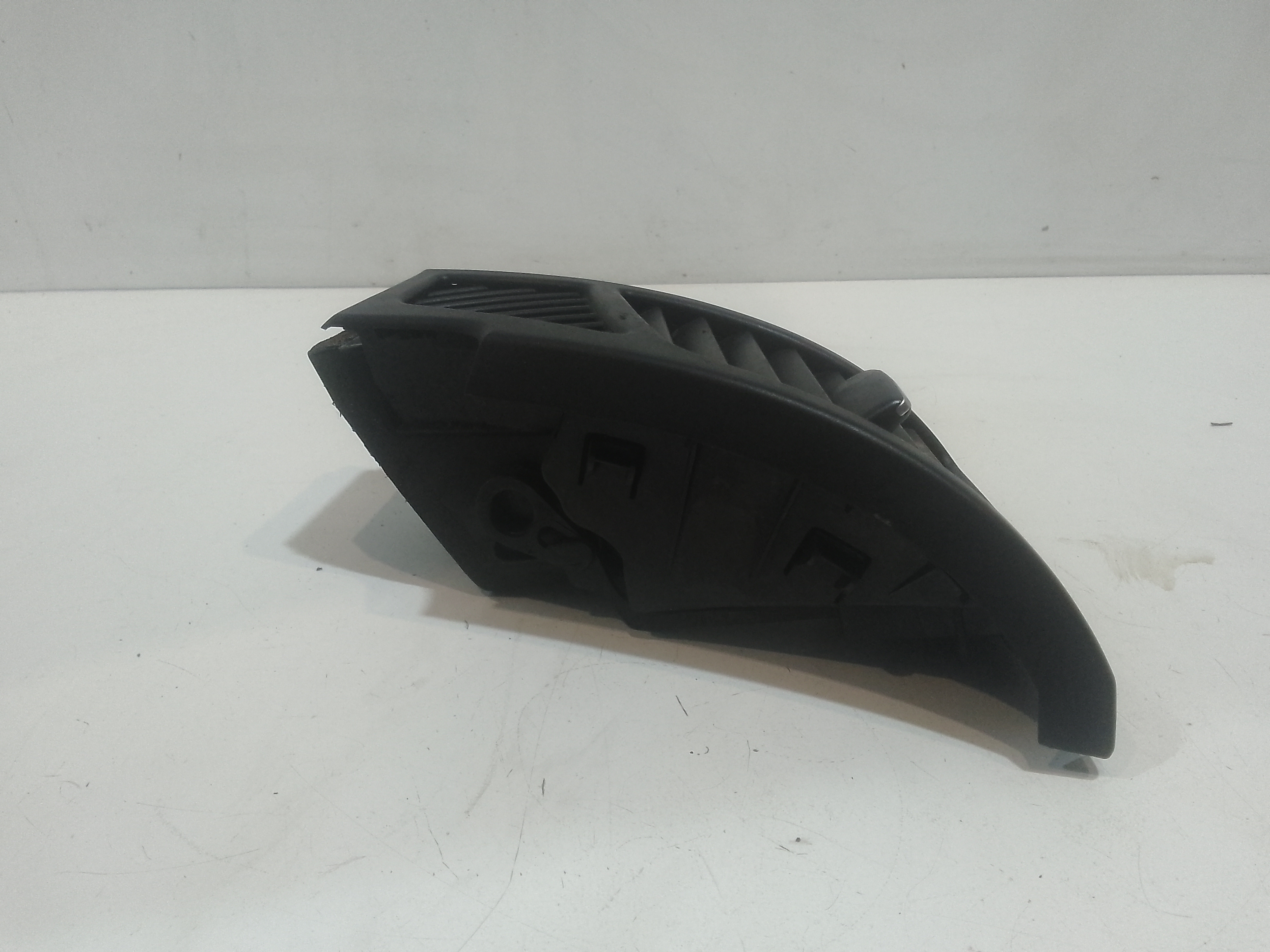 Bocchetta aria cruscotto lato guida per Bmw Serie 1 Serie (e87) (04>07) (2004 - 2007)