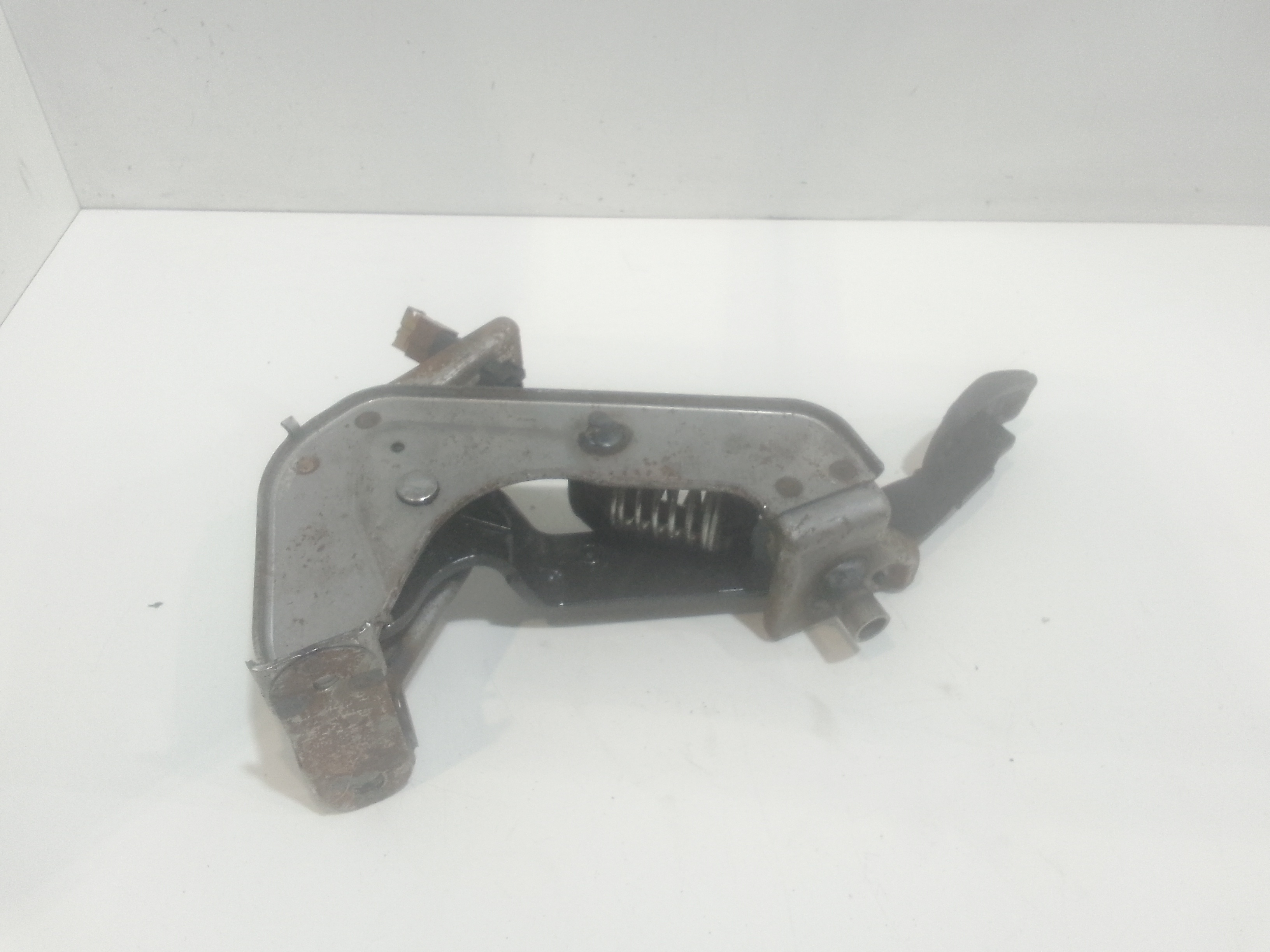 Pedale frizione per Nissan Qashqai 2 Serie (2010 - 2013)