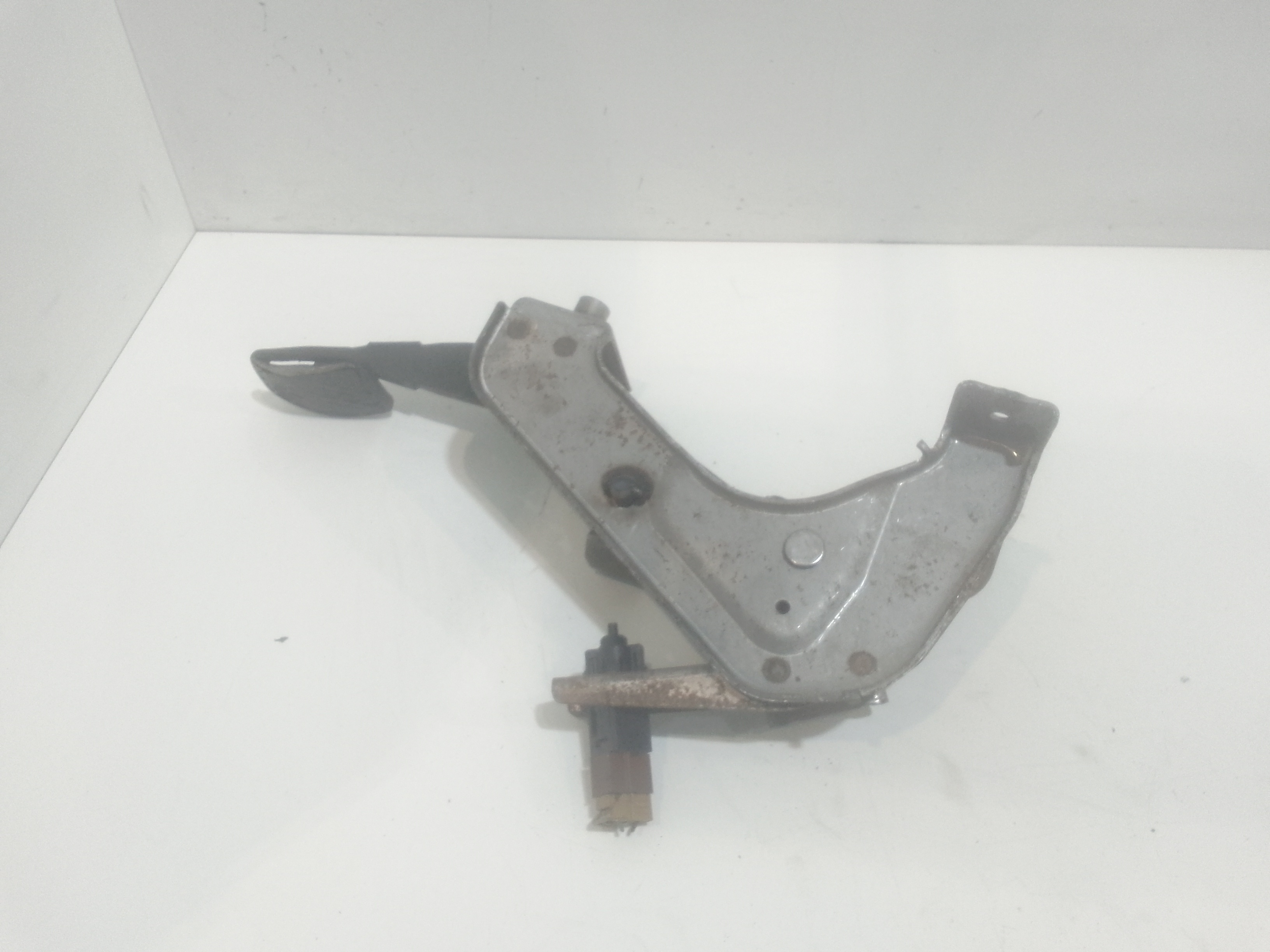 Pedale frizione per Nissan Qashqai 2 Serie (2010 - 2013)