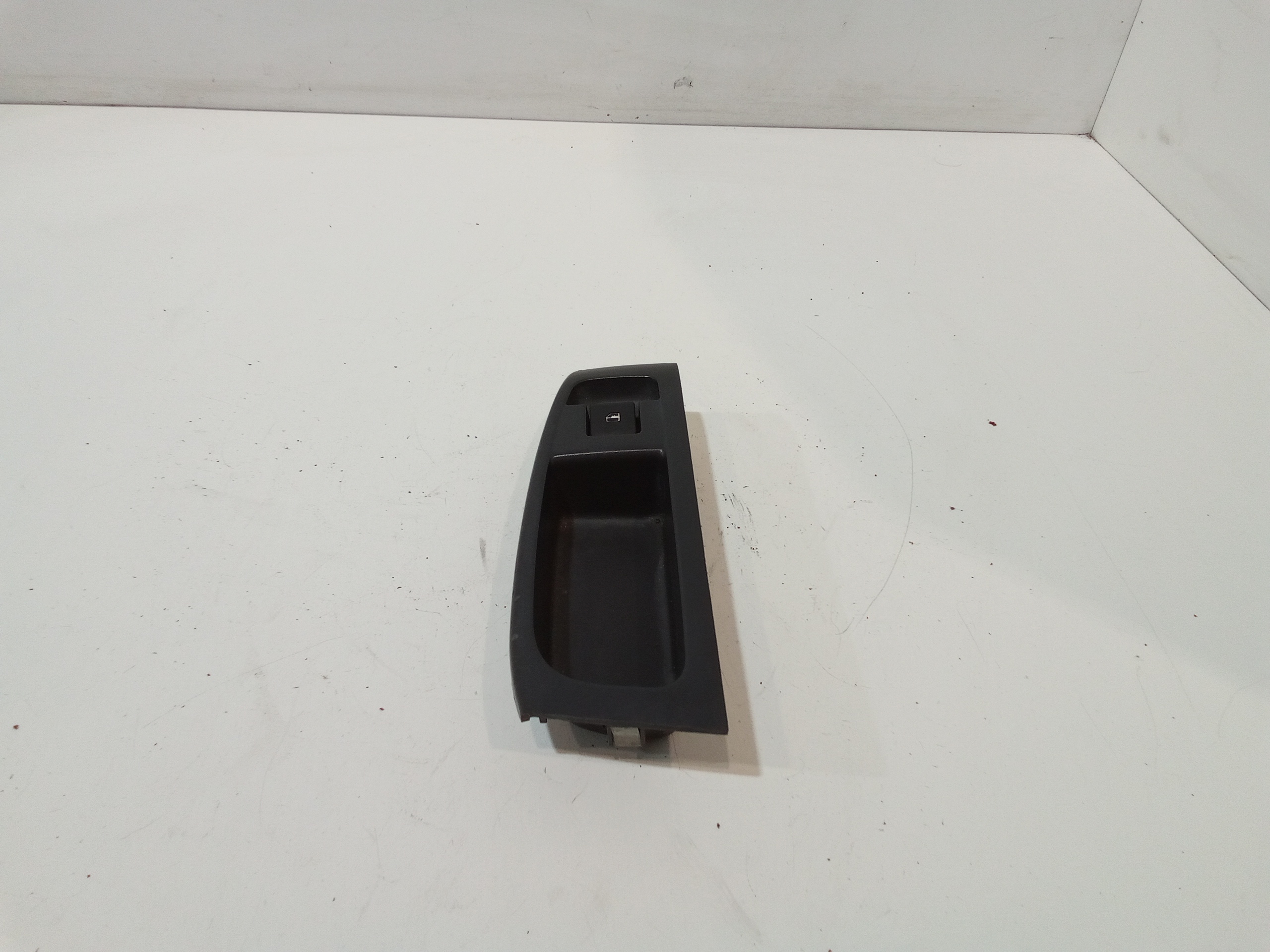 Pulsantiera Posteriore Sinistra per Volkswagen Fox 1 Serie (2005 - 2011)