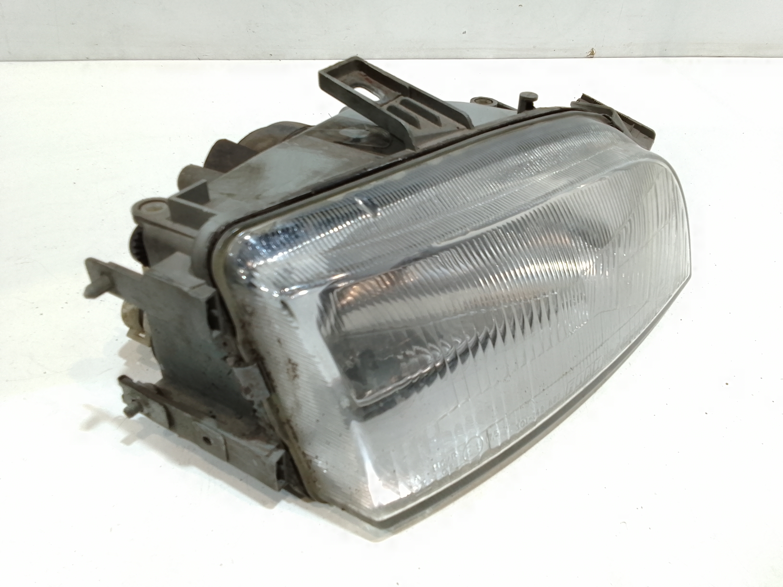 Faro anteriore Destro Passeggero per Fiat Punto Berlina 3p (1993 - 1999)