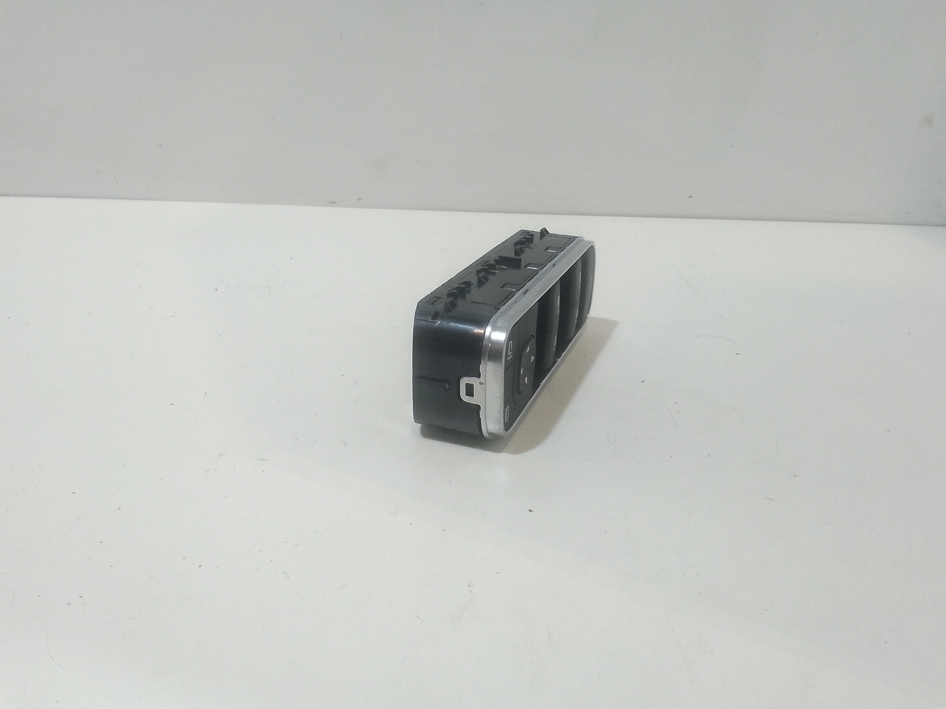 Pulsantiera anteriore sinistra Guida per Mercedes Classe A Serie (w177) (18>) (2018 - In produzione)