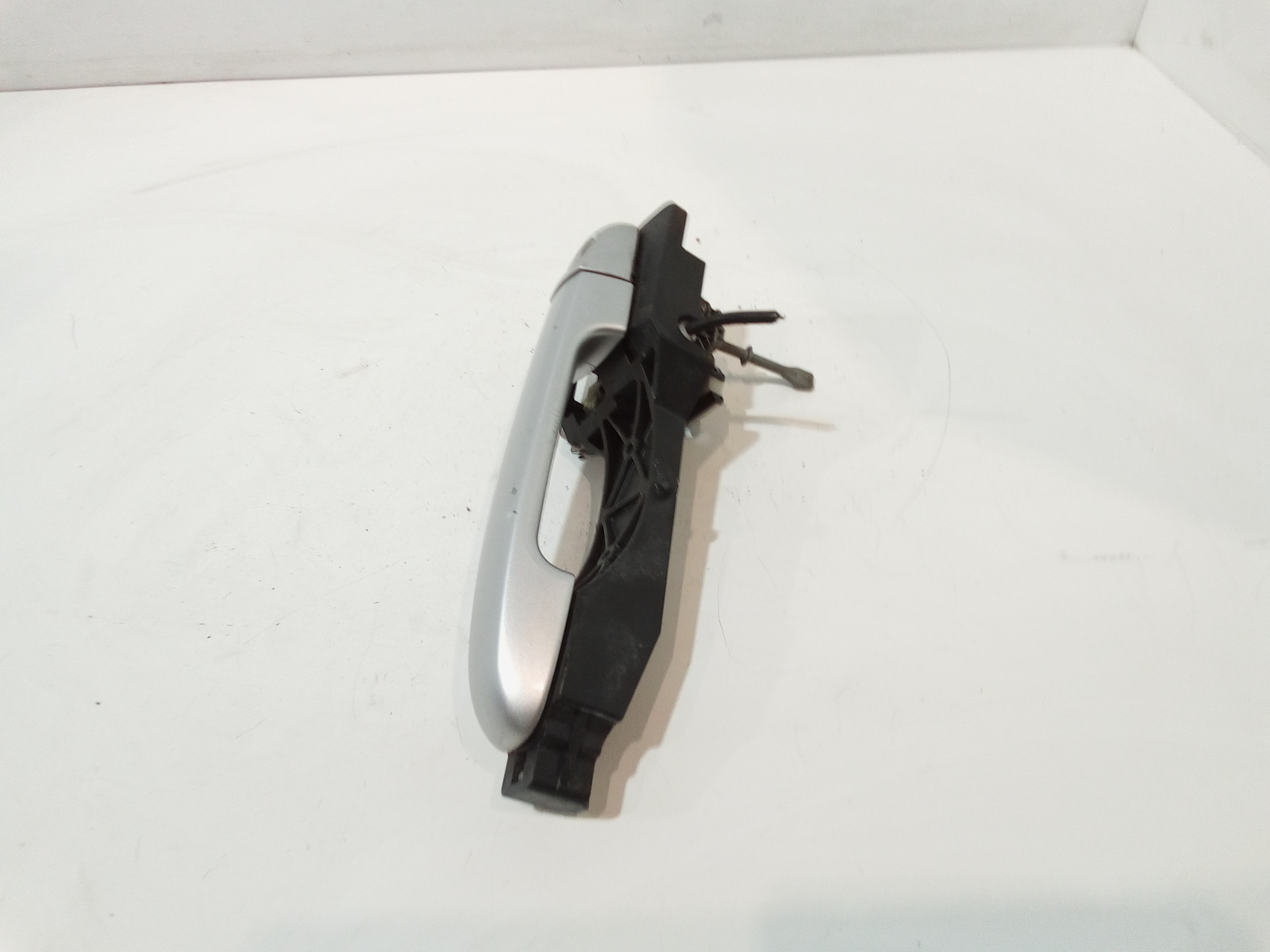 Maniglia esterna Anteriore Sinistra per Kia Cee d 1 Serie (2006 - 2012)