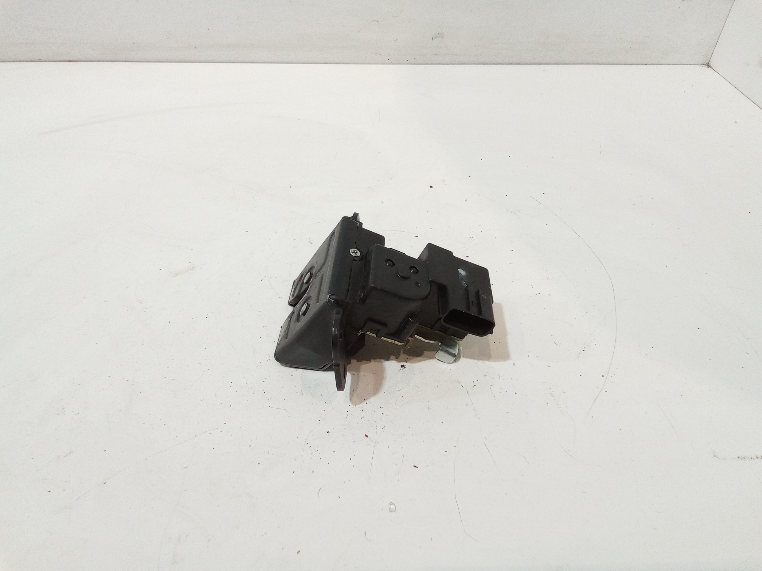 Serratura Cofano Posteriore per Kia Cee d 1 Serie (2006 - 2012)