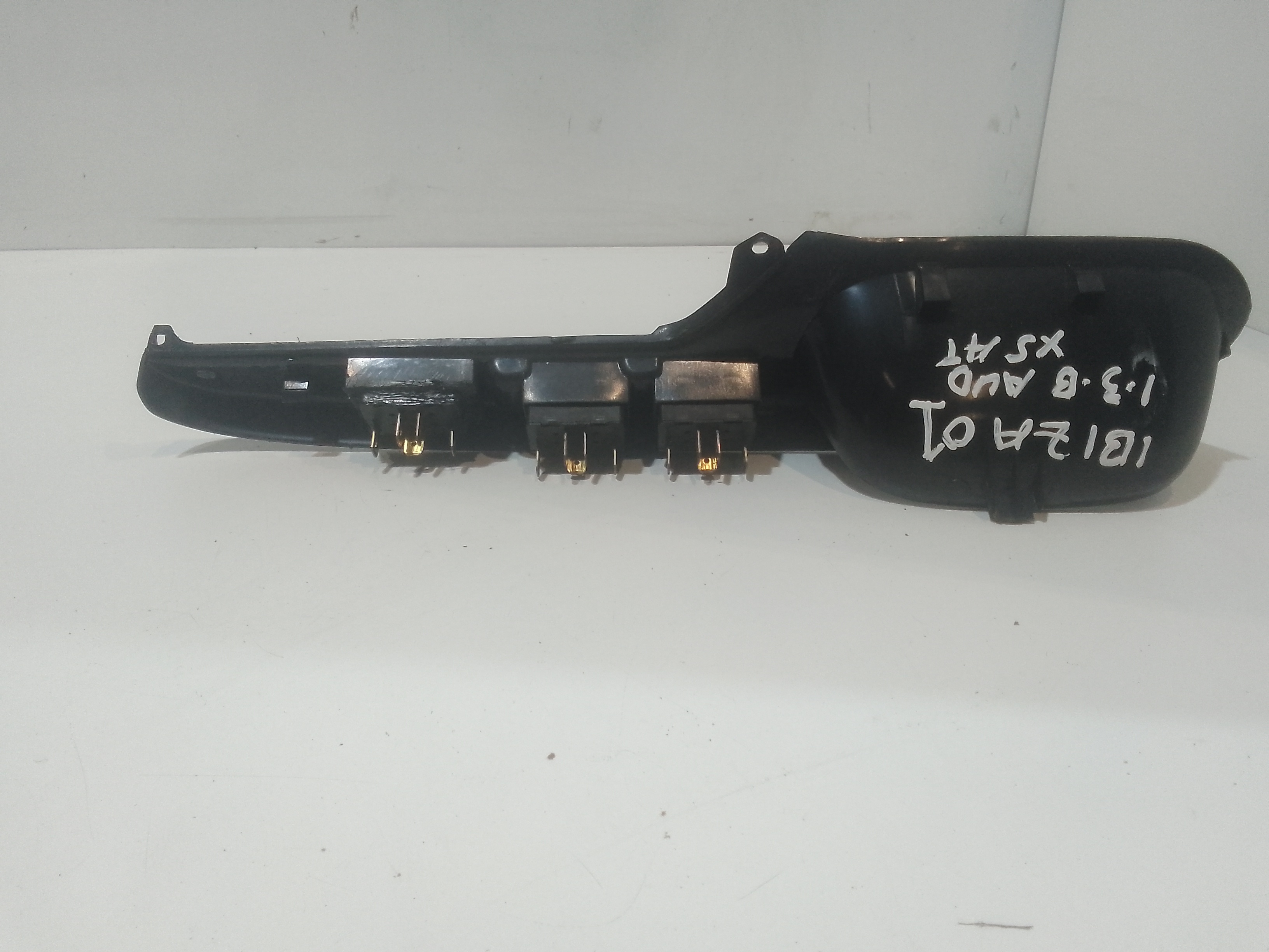 Pulsantiera anteriore sinistra Guida per Seat Ibiza Serie (99>02) (1999 - 2002)