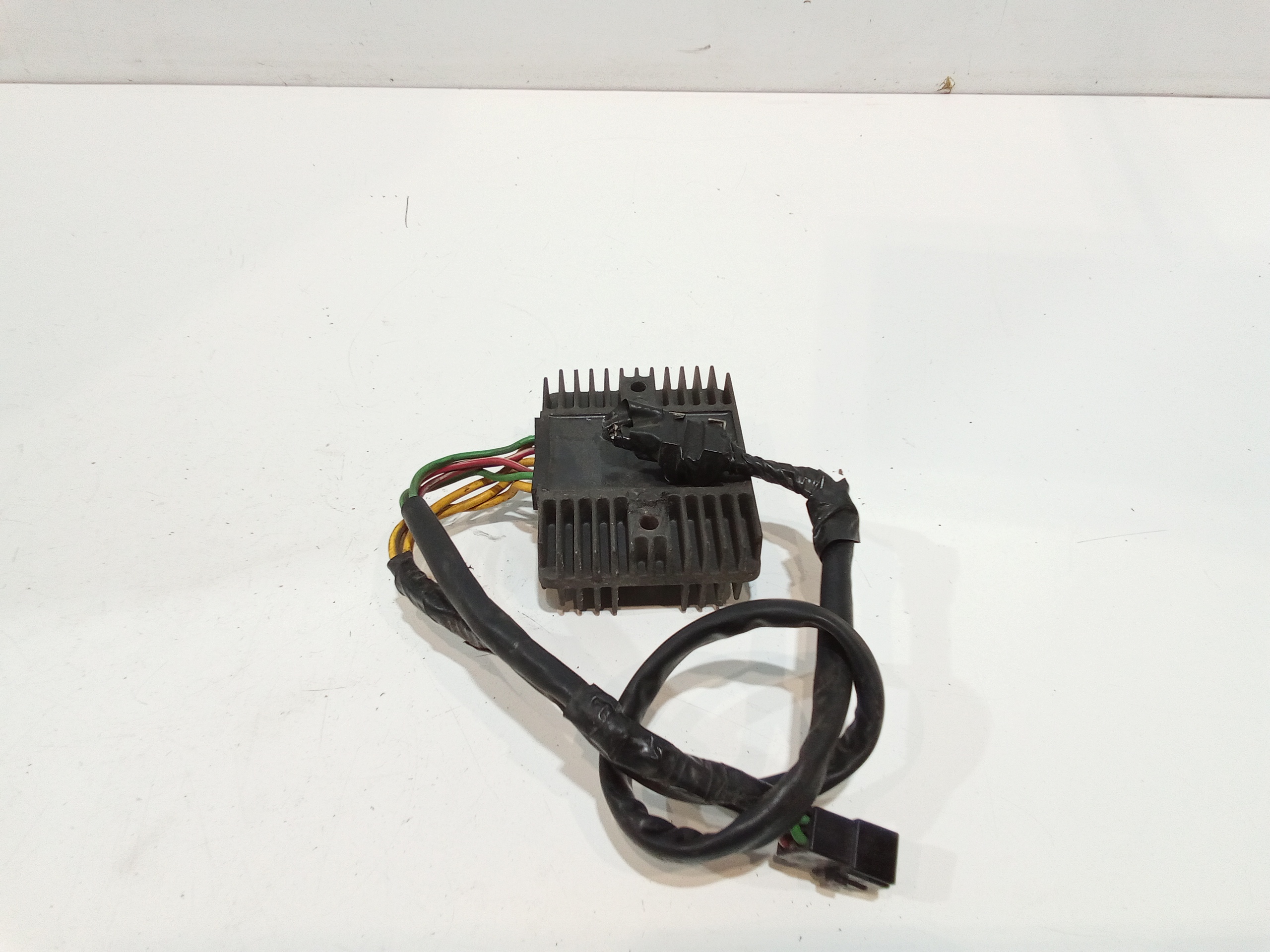 Regolatore di tensione per Peugeot Geopolis 250cc (2005 - 2012)