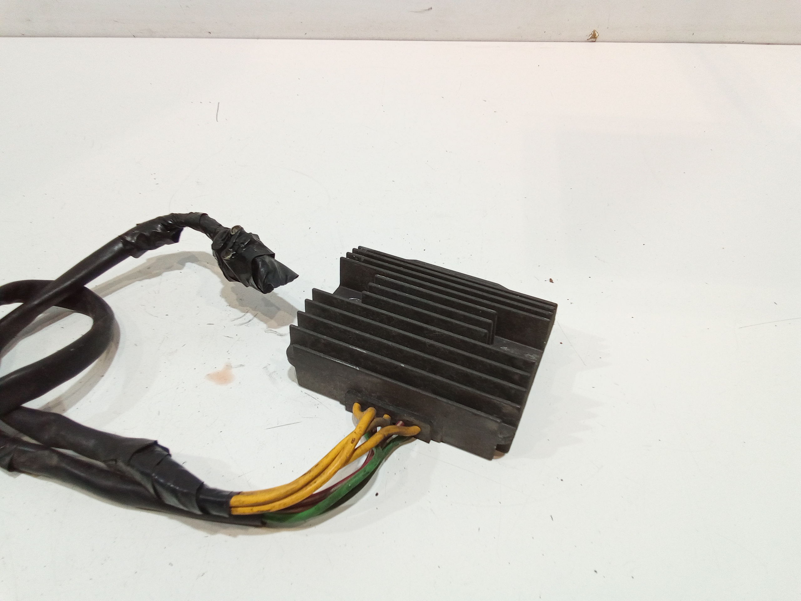 Regolatore di tensione per Peugeot Geopolis 250cc (2005 - 2012)