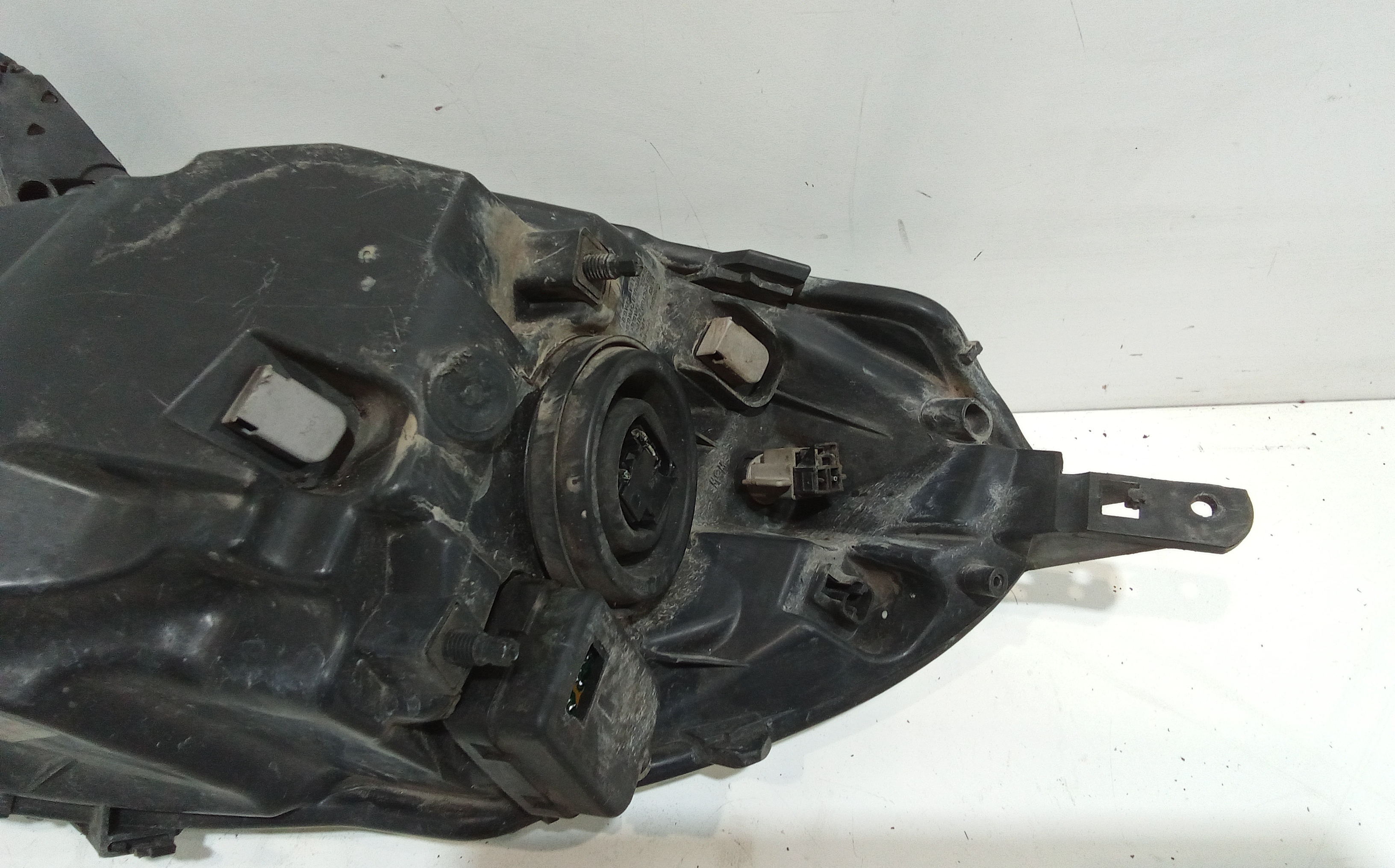 Faro anteriore Sinistro Guida per Nissan Micra 4 Serie (2003 - 2005)