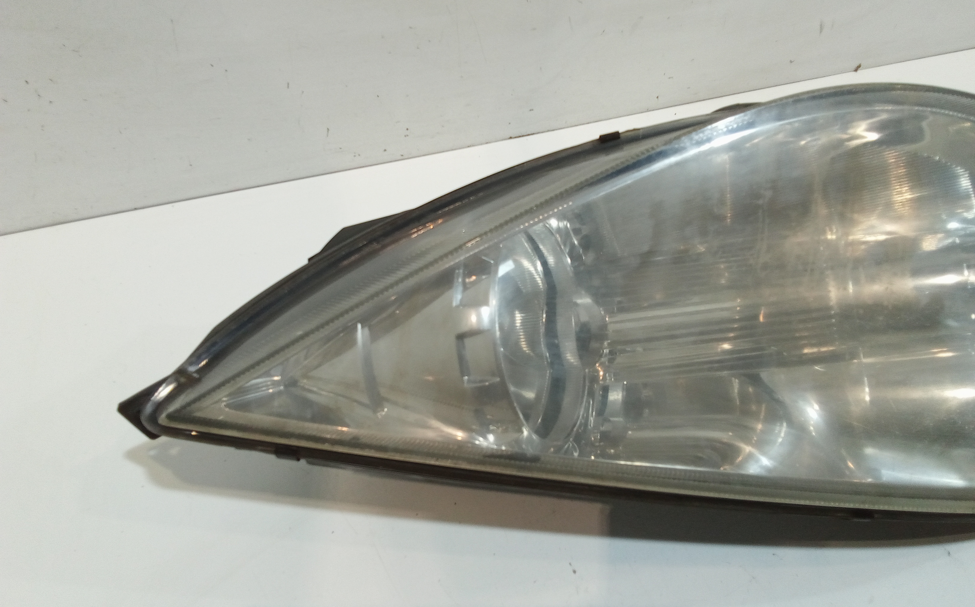 Faro anteriore Sinistro Guida per Mitsubishi Colt Serie 3p (z30)  (04>12) (2004 - 2012)