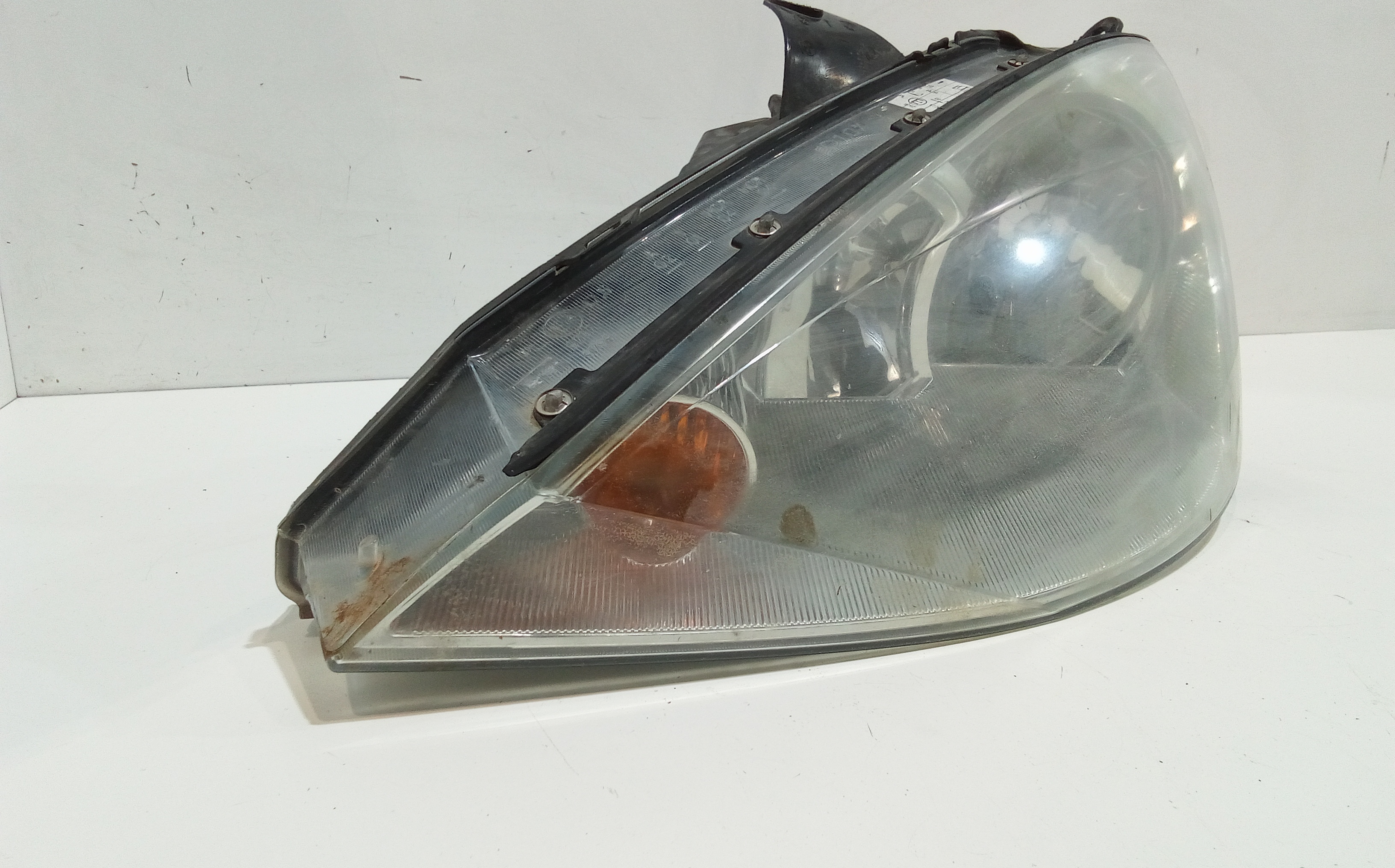 Faro anteriore Sinistro Guida per Ford Focus Berlina 2 Serie (2001 - 2004)