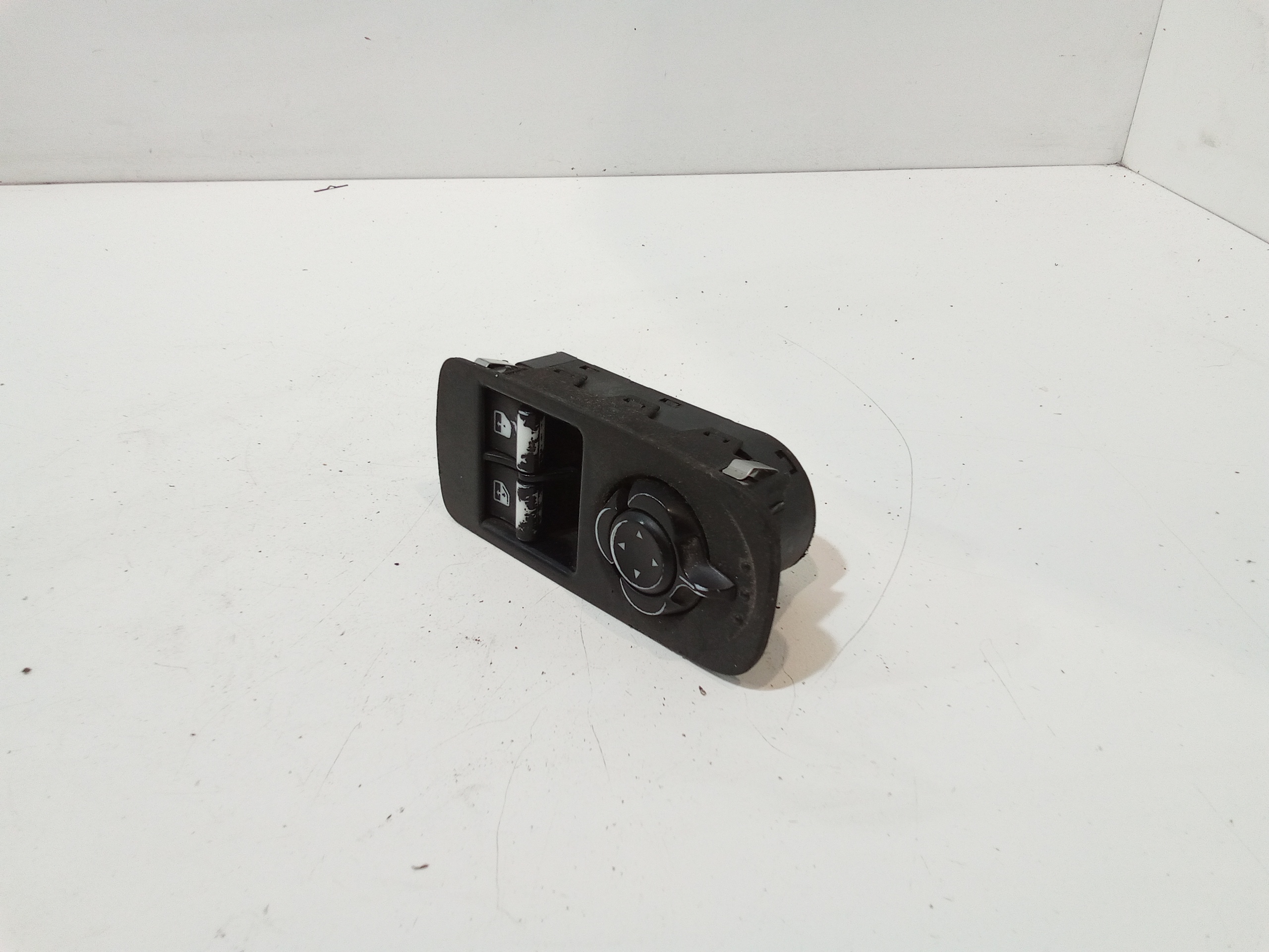 Pulsantiera anteriore sinistra Guida per Alfa Romeo Mito Serie (955_) (08>) (2008 - In produzione)