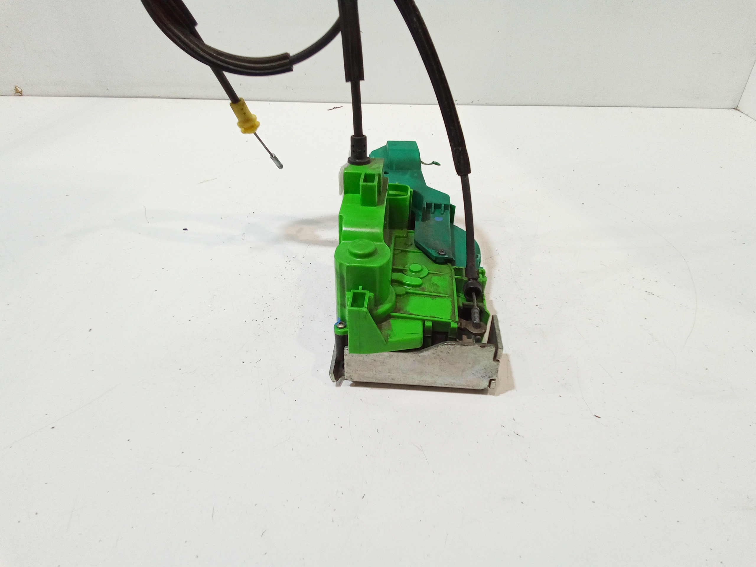 Serratura Anteriore Sinistra per Alfa Romeo Mito Serie (955_) (08>) (2008 - In produzione)