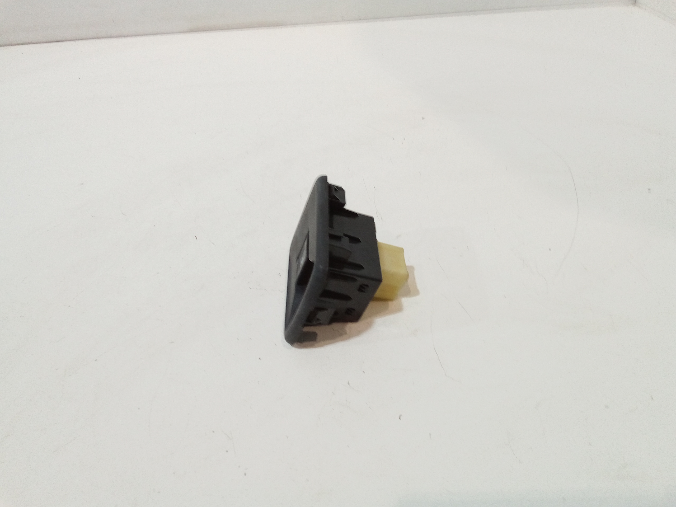 Pulsantiera Posteriore Destra per Dacia Sandero Serie Ii (12>20) (2012 - 2020)