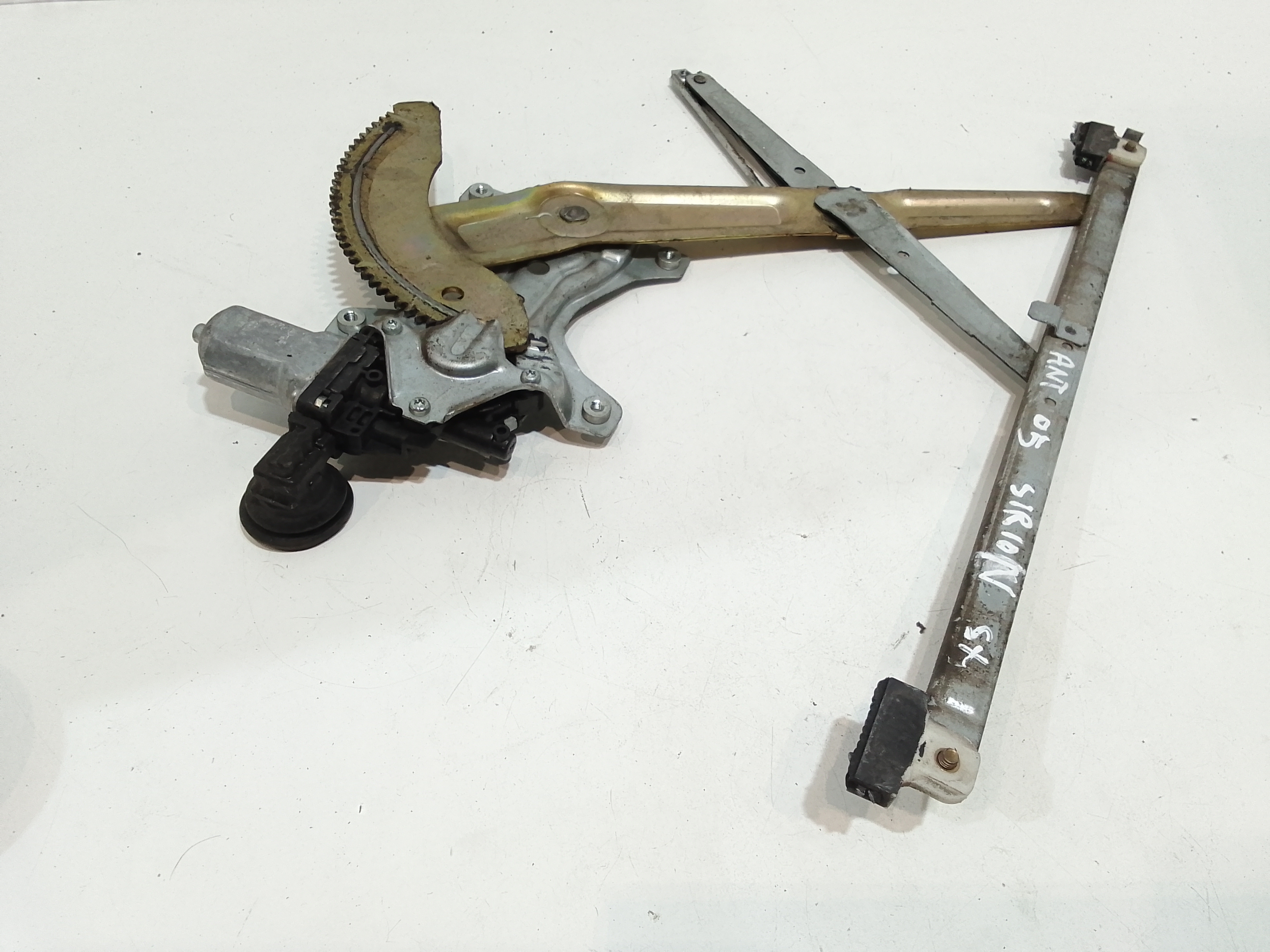 Cremagliera anteriore sinistra Guida per Daihatsu Sirion 2 Serie (2005 - In produzione)