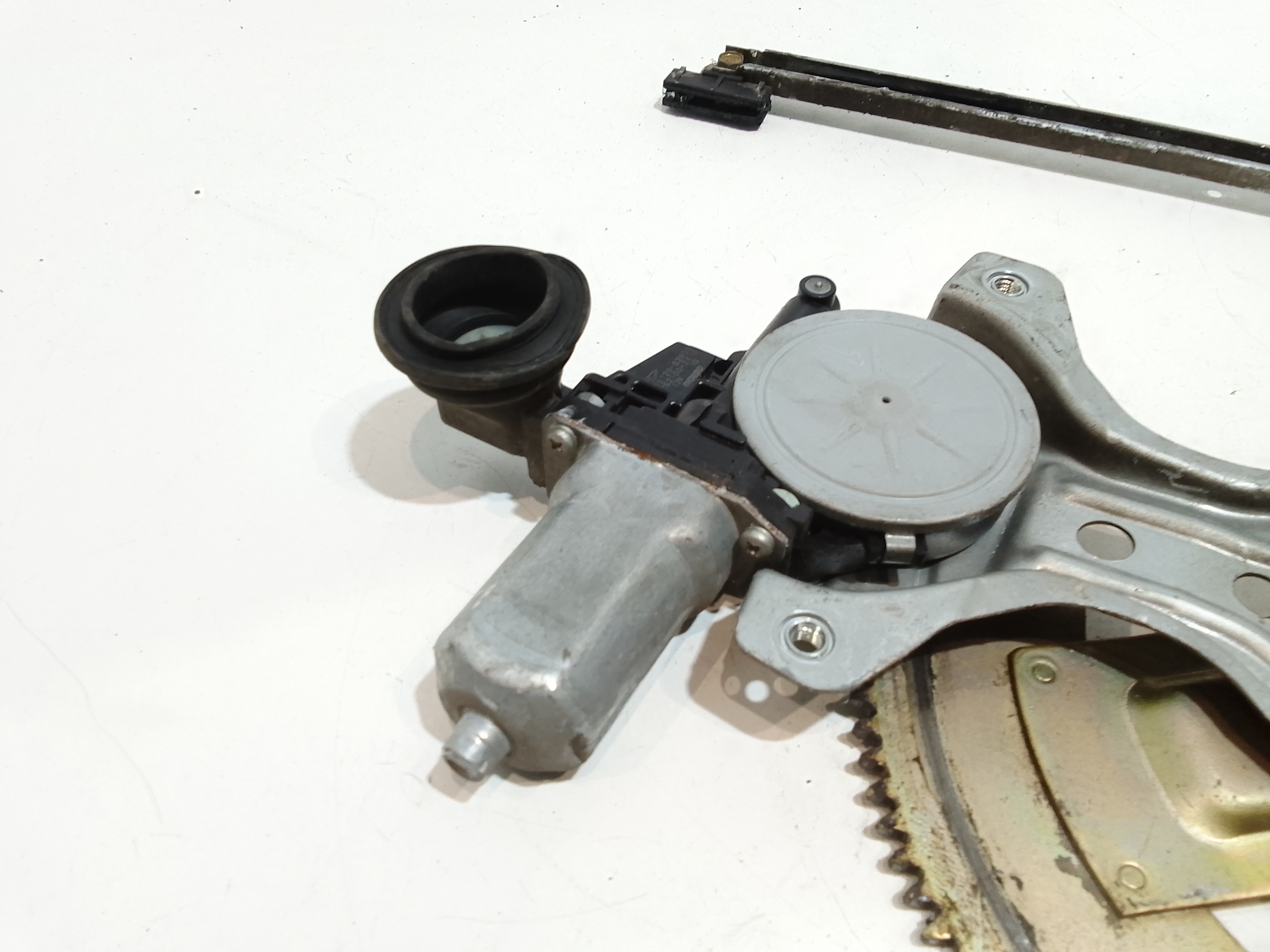 Cremagliera anteriore sinistra Guida per Daihatsu Sirion 2 Serie (2005 - In produzione)