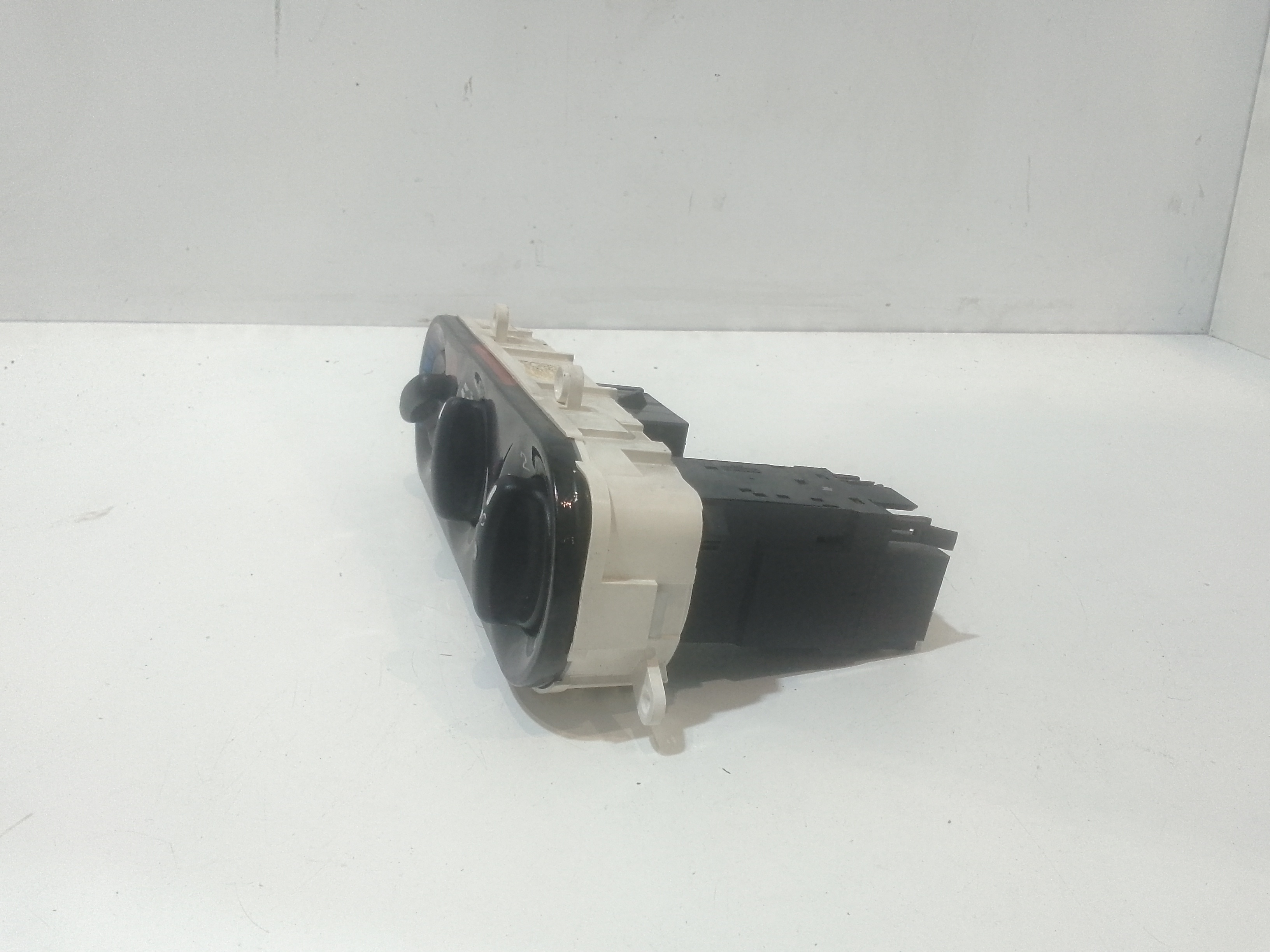 Comandi Clima per Ford Mondeo Berlina 2 Serie (1996 - 2000)