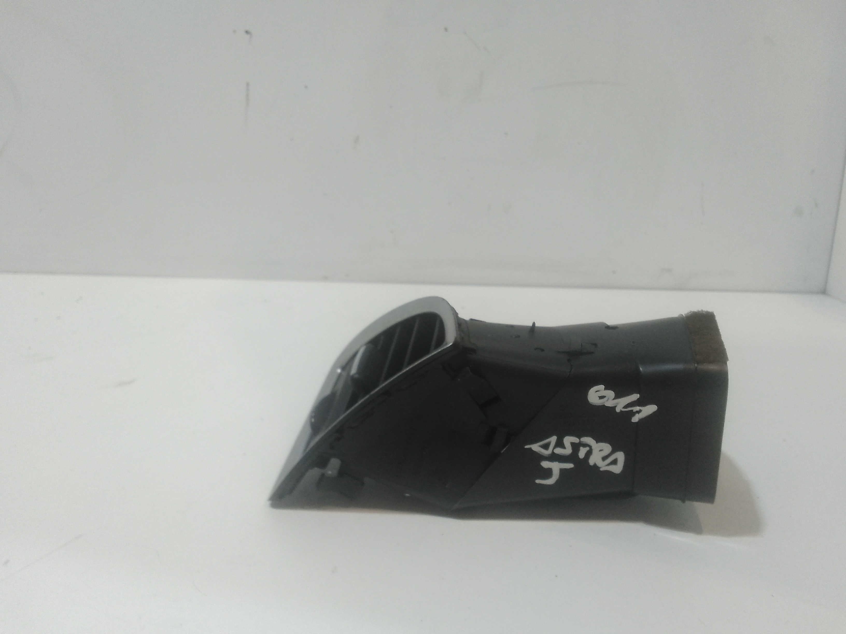 Bocchetta aria cruscotto lato passeggero per Opel Astra J 2 Serie (2011 - In produzione)