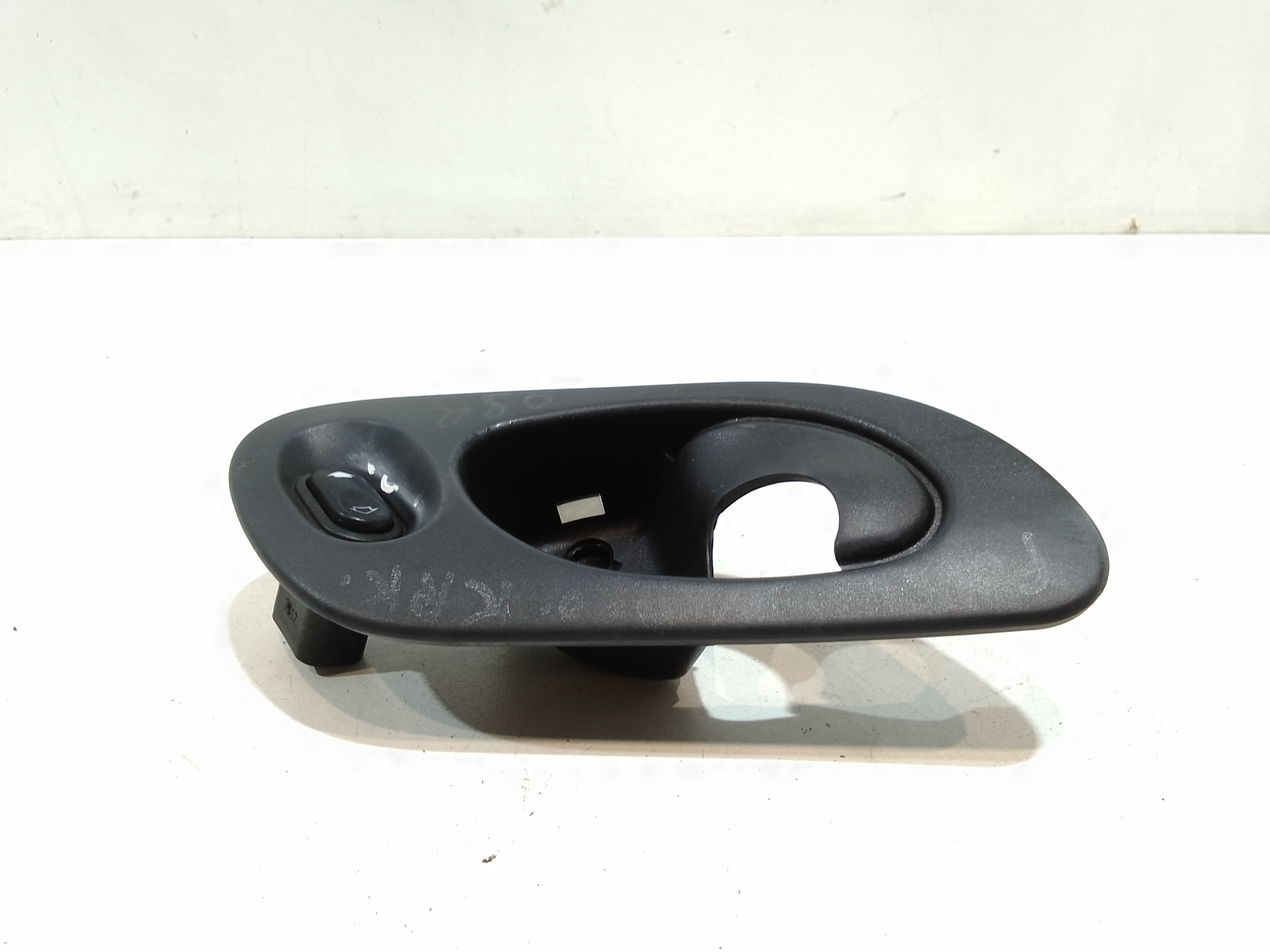 Pulsantiera Anteriore Destra Passeggero per Ford Mondeo Berlina 2 Serie (1996 - 2000)