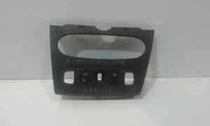 Modanatura Centrale Cruscotto per Dacia Sandero Serie Ii (12>20) (2012 - 2020)