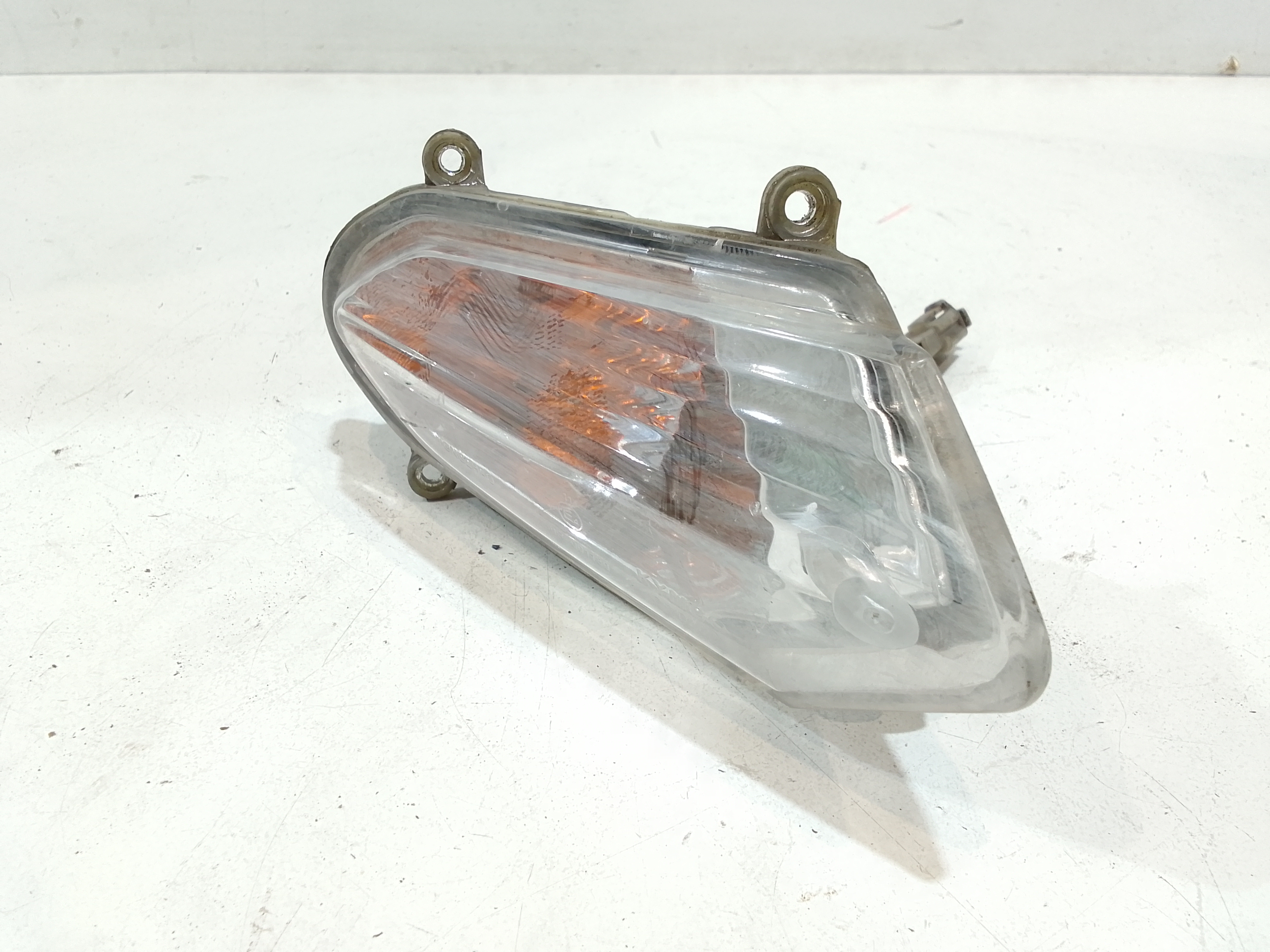 Freccia ant DX per Kymco Agility 125cc R16 (05>06) (2005 - 2006)