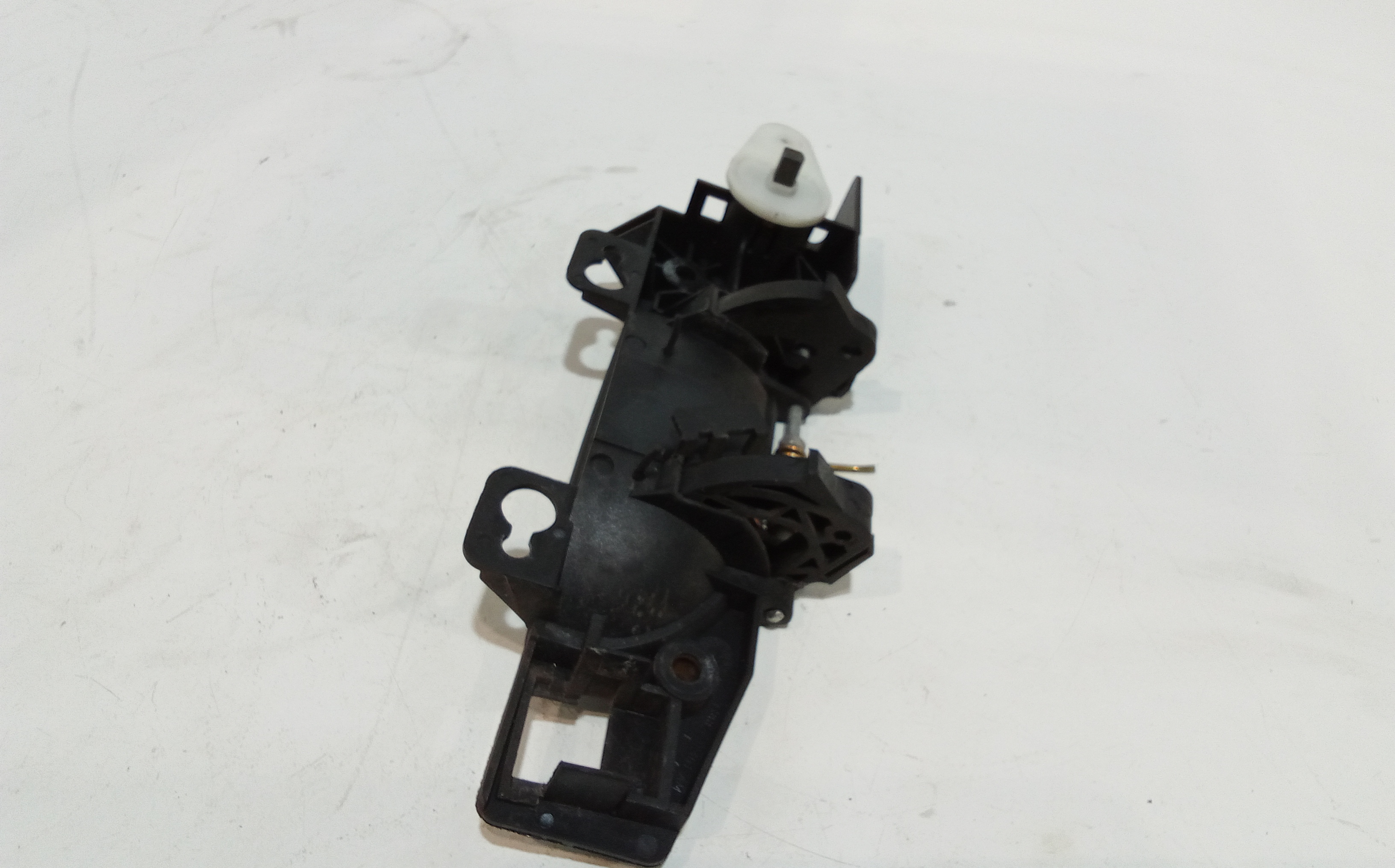 Maniglia esterna Anteriore Sinistra per Ford Mondeo Berlina 2 Serie (1996 - 2000)