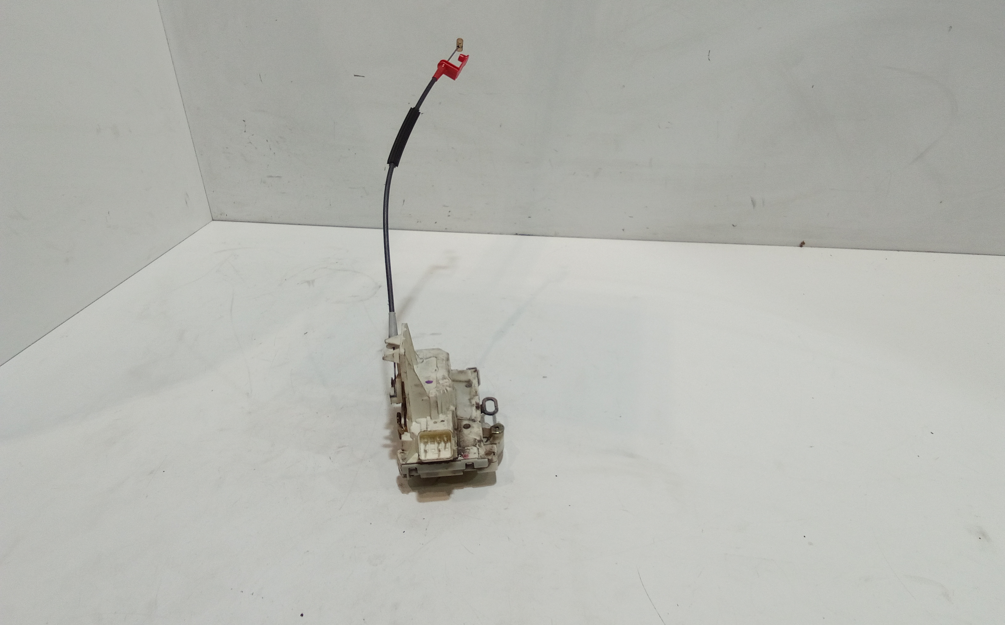 Serratura Anteriore Sinistra per Ford Mondeo Berlina 2 Serie (1996 - 2000)