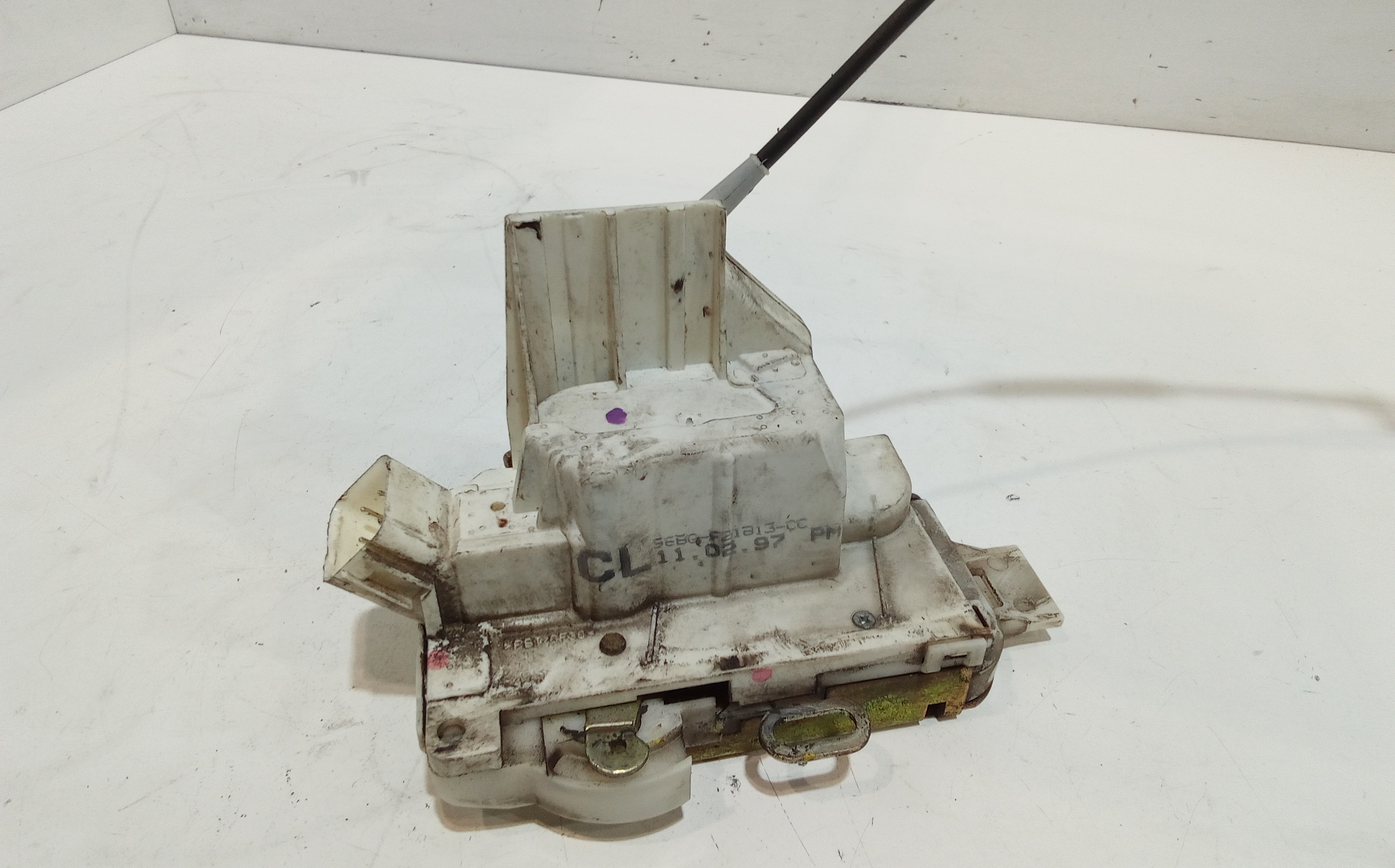 Serratura Anteriore Sinistra per Ford Mondeo Berlina 2 Serie (1996 - 2000)