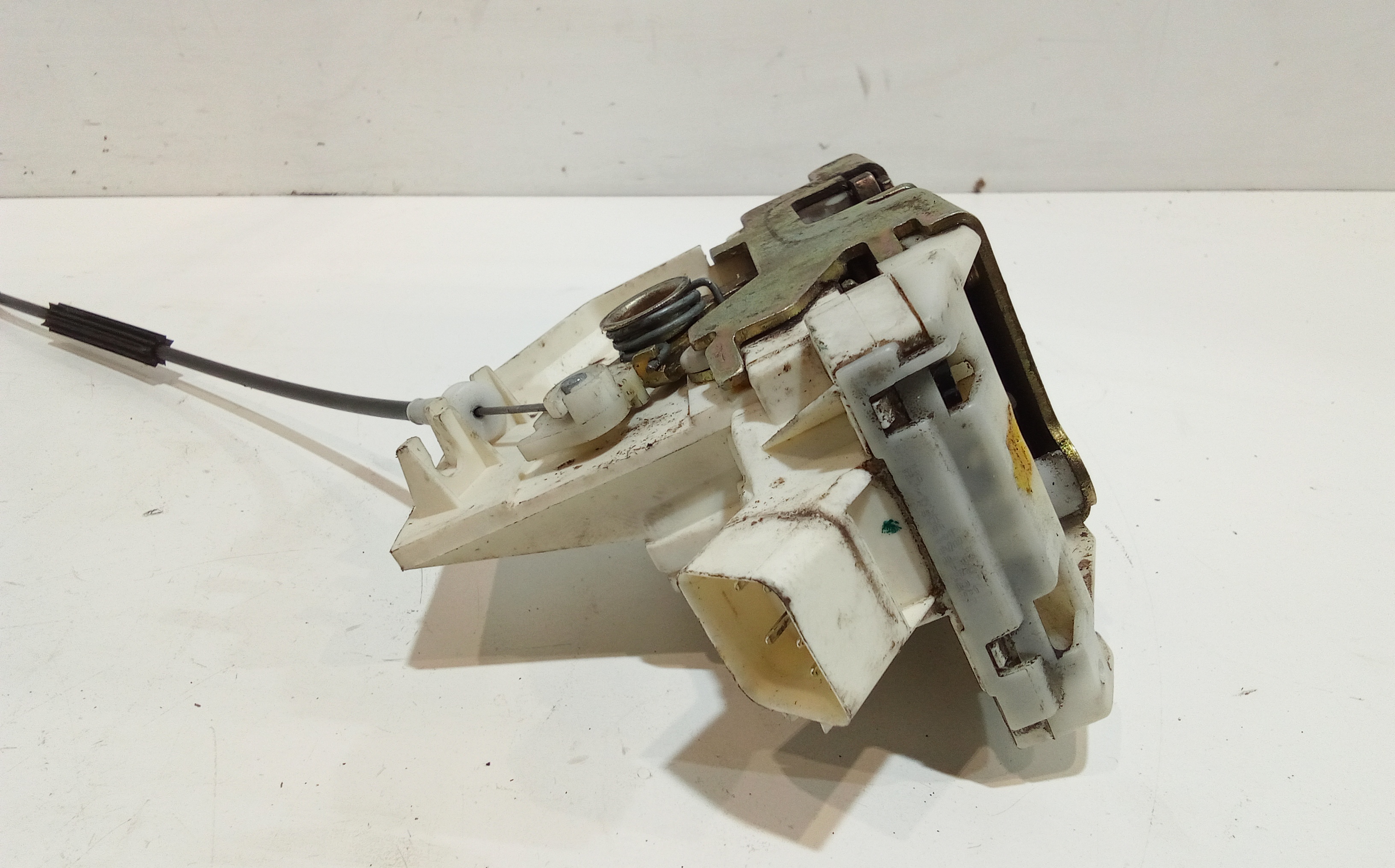 Serratura Anteriore Destra per Ford Mondeo Berlina 2 Serie (1996 - 2000)