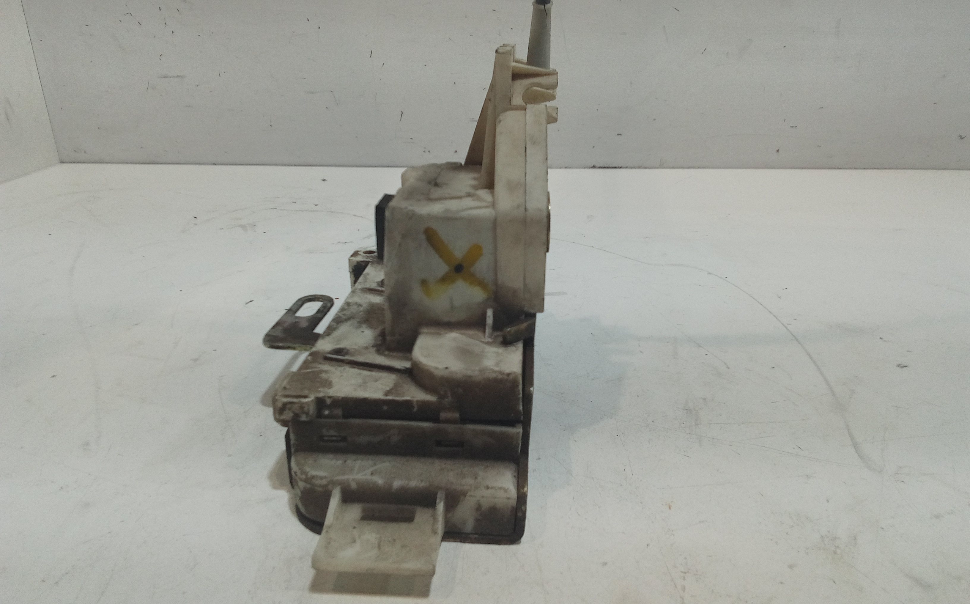 Serratura Posteriore Sinistra per Ford Mondeo Berlina 2 Serie (1996 - 2000)