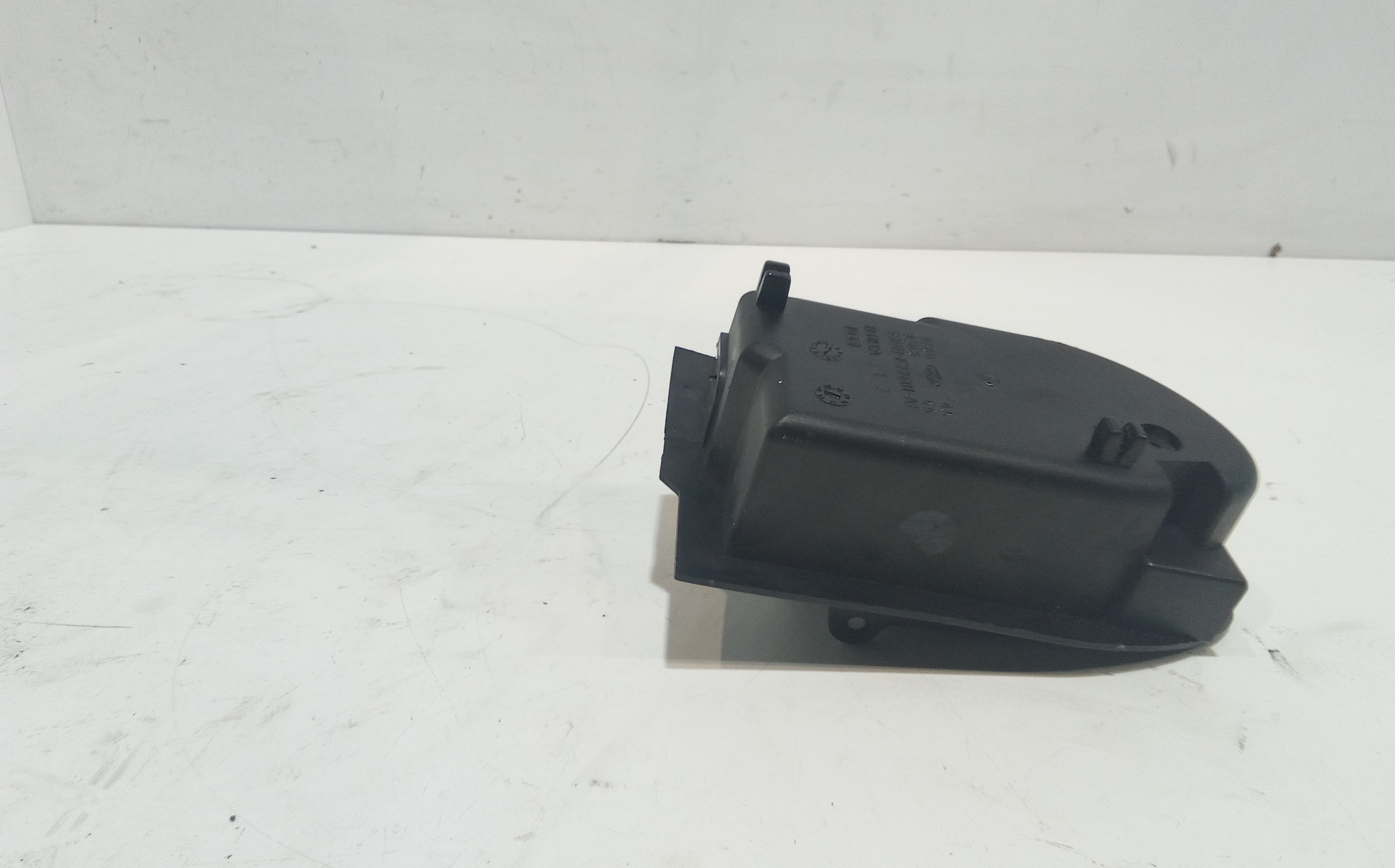 Maniglia interna Posteriore Sinistra per Ford Mondeo Berlina 2 Serie (1996 - 2000)