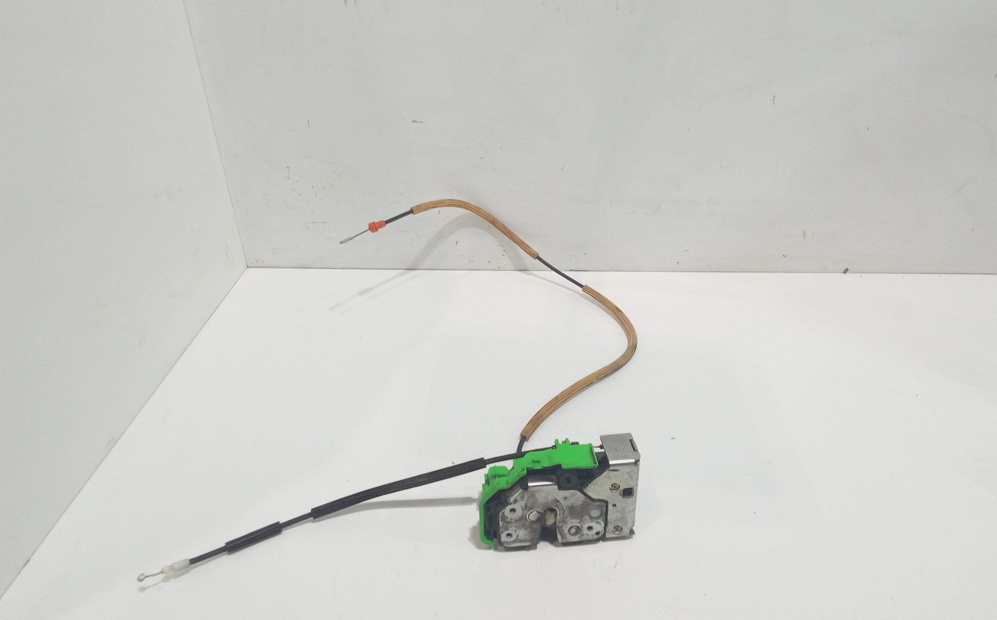 Serratura Anteriore Destra per Alfa Romeo Mito Serie (955_) (08>) (2008 - In produzione)