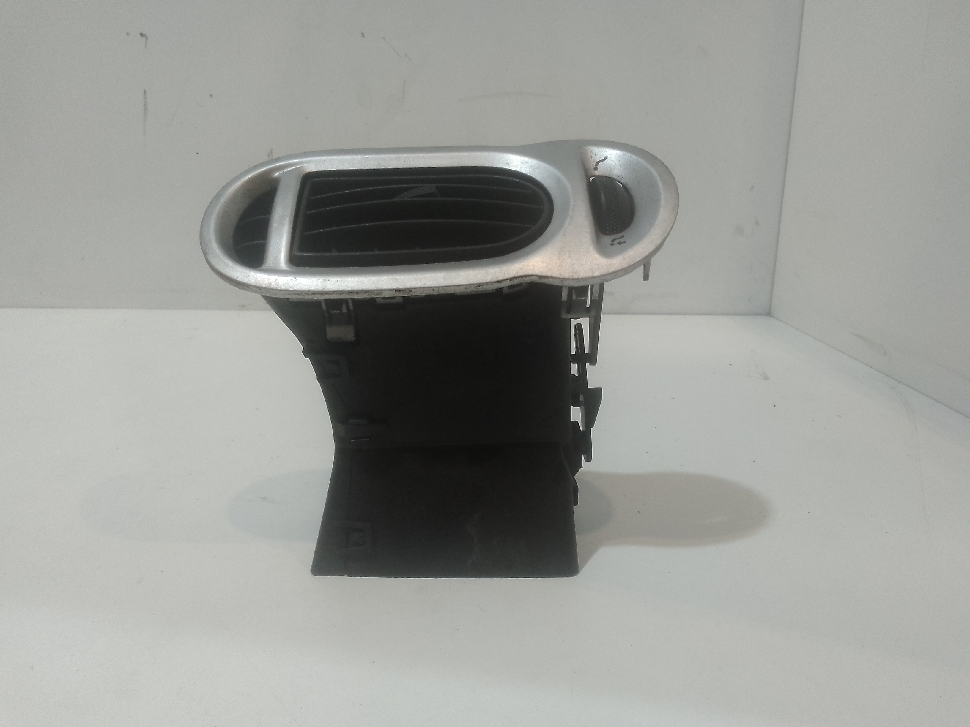 Bocchetta aria cruscotto lato passeggero per Renault Modus 1 Serie (2004 - 2006)