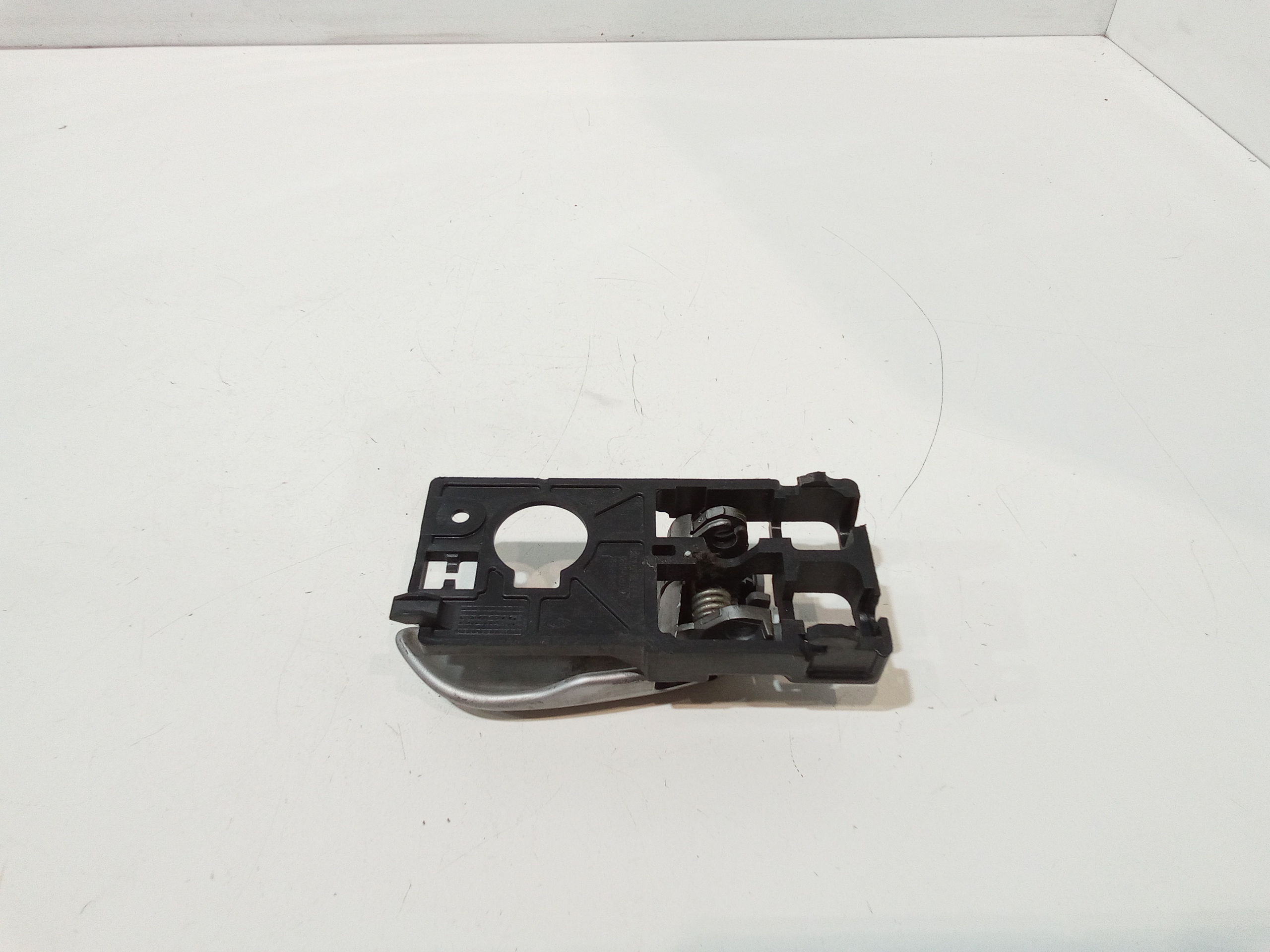 Maniglia interna anteriore Sinistra per Hyundai I10 1 Serie (2007 - 2011)