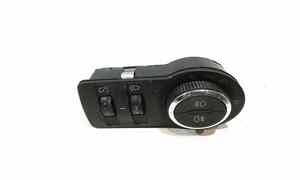 Interruttore comando luci per Opel Astra J 2 Serie (2011 - In produzione)