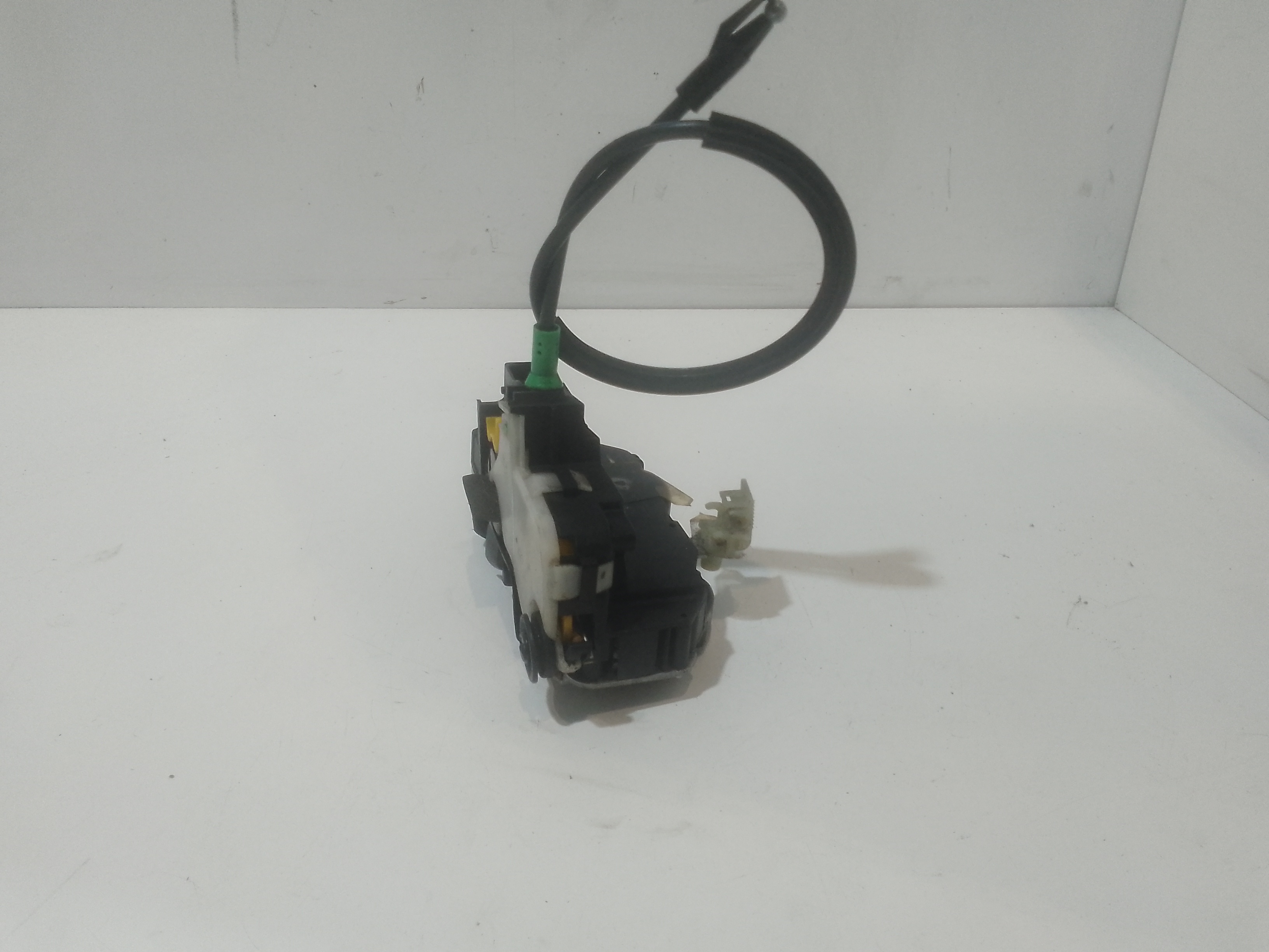 Serratura Anteriore Sinistra per Opel Astra J 2 Serie (2011 - In produzione)