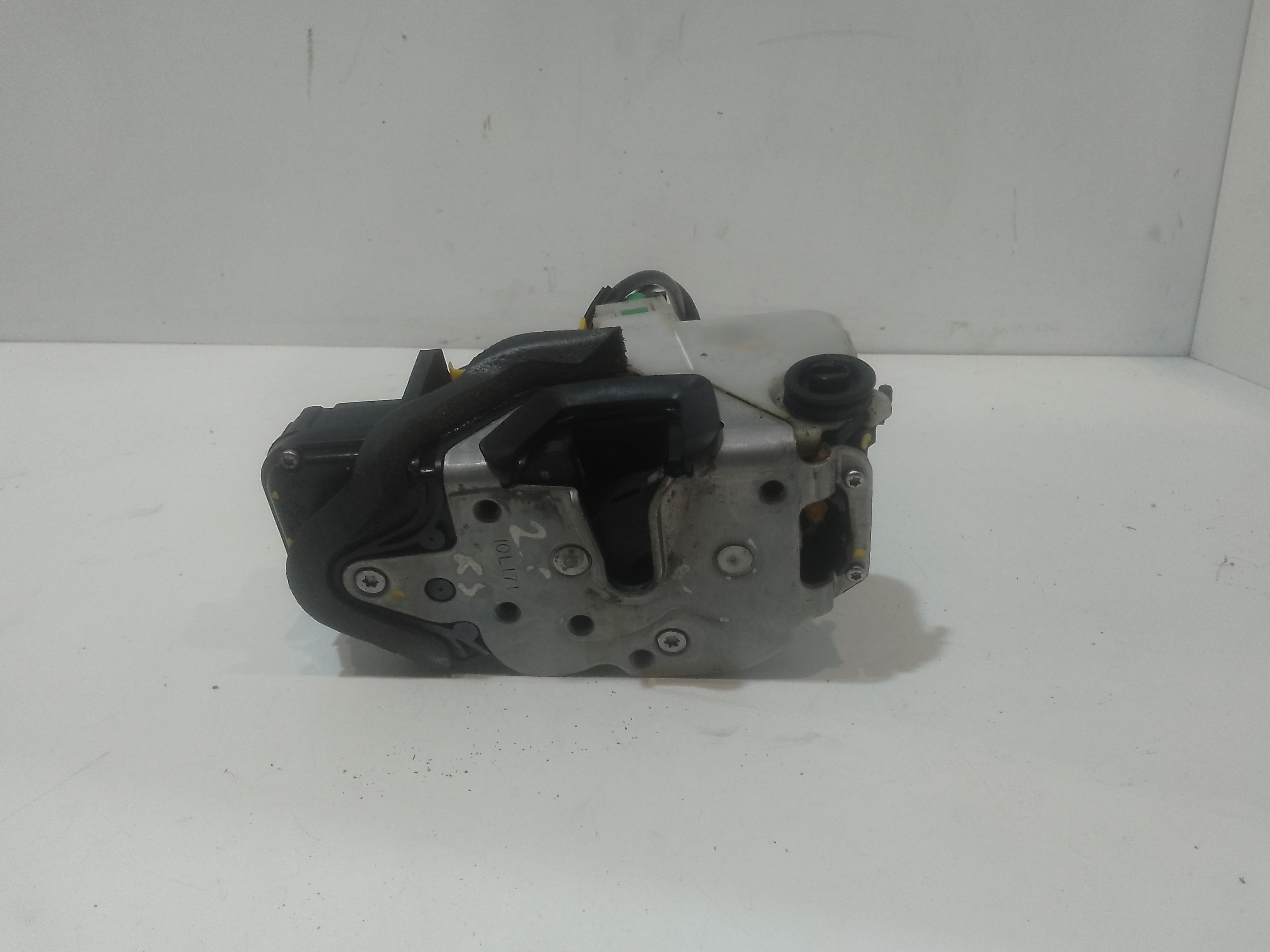 Serratura Anteriore Sinistra per Opel Astra J 2 Serie (2011 - In produzione)