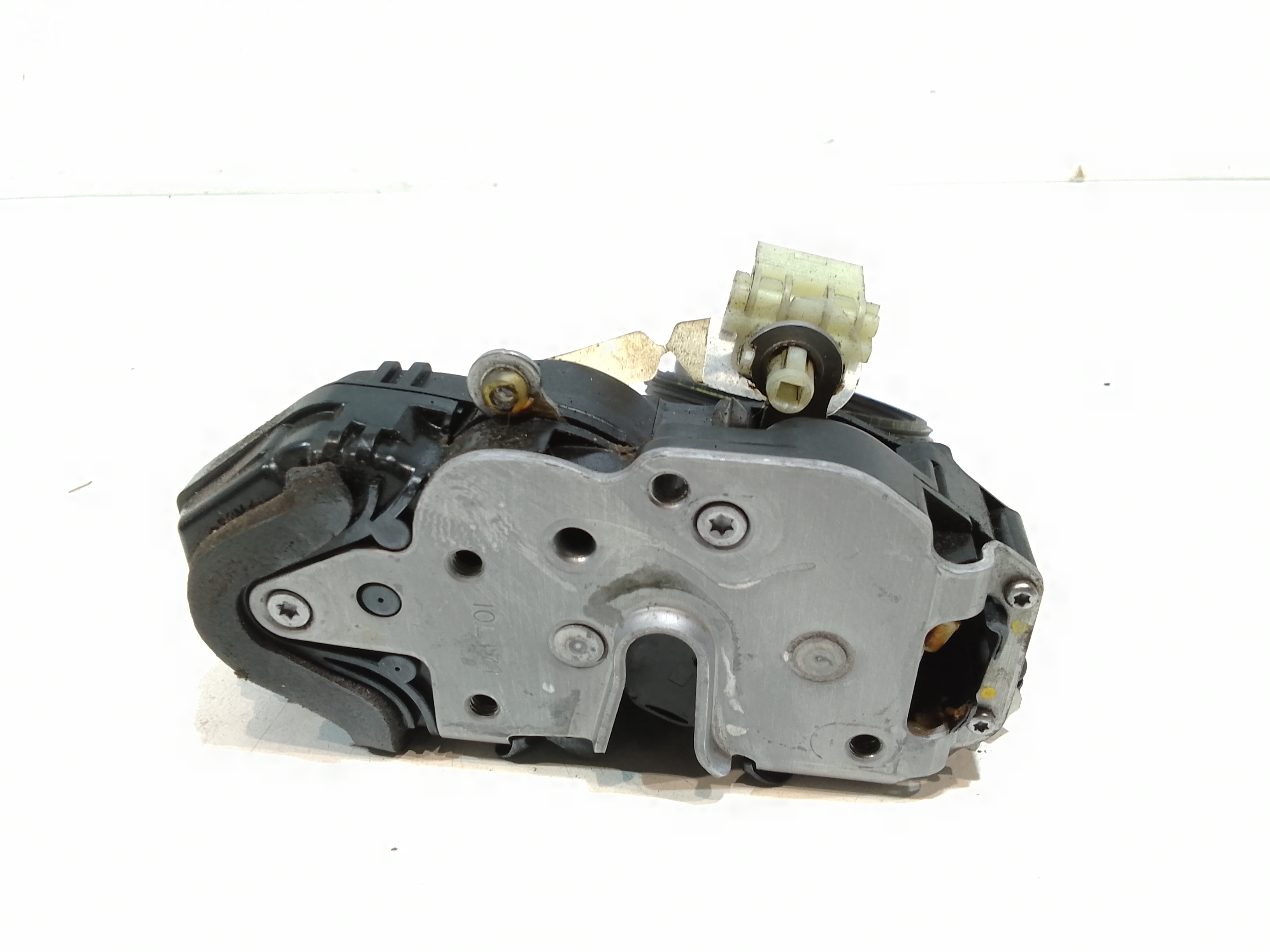 Serratura Anteriore Destra per Opel Astra J 2 Serie (2011 - In produzione)