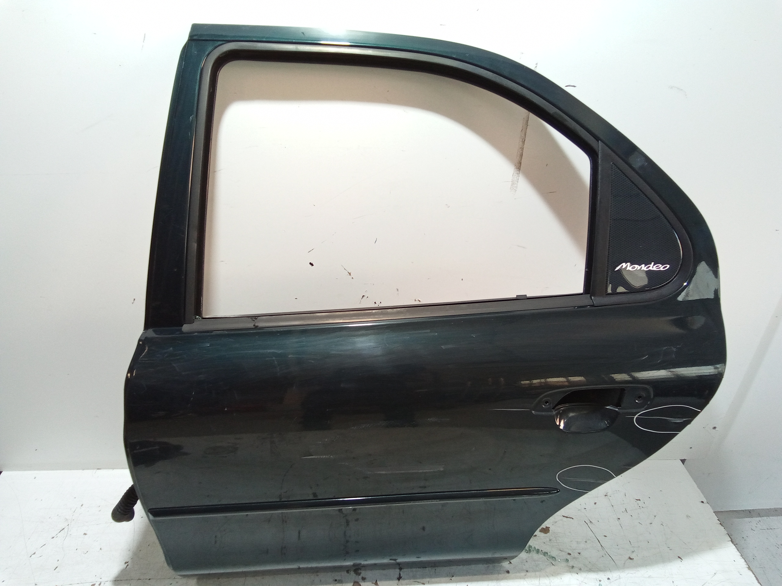 Portiera Posteriore Sinistra per Ford Mondeo Berlina 2 Serie (1996 - 2000)