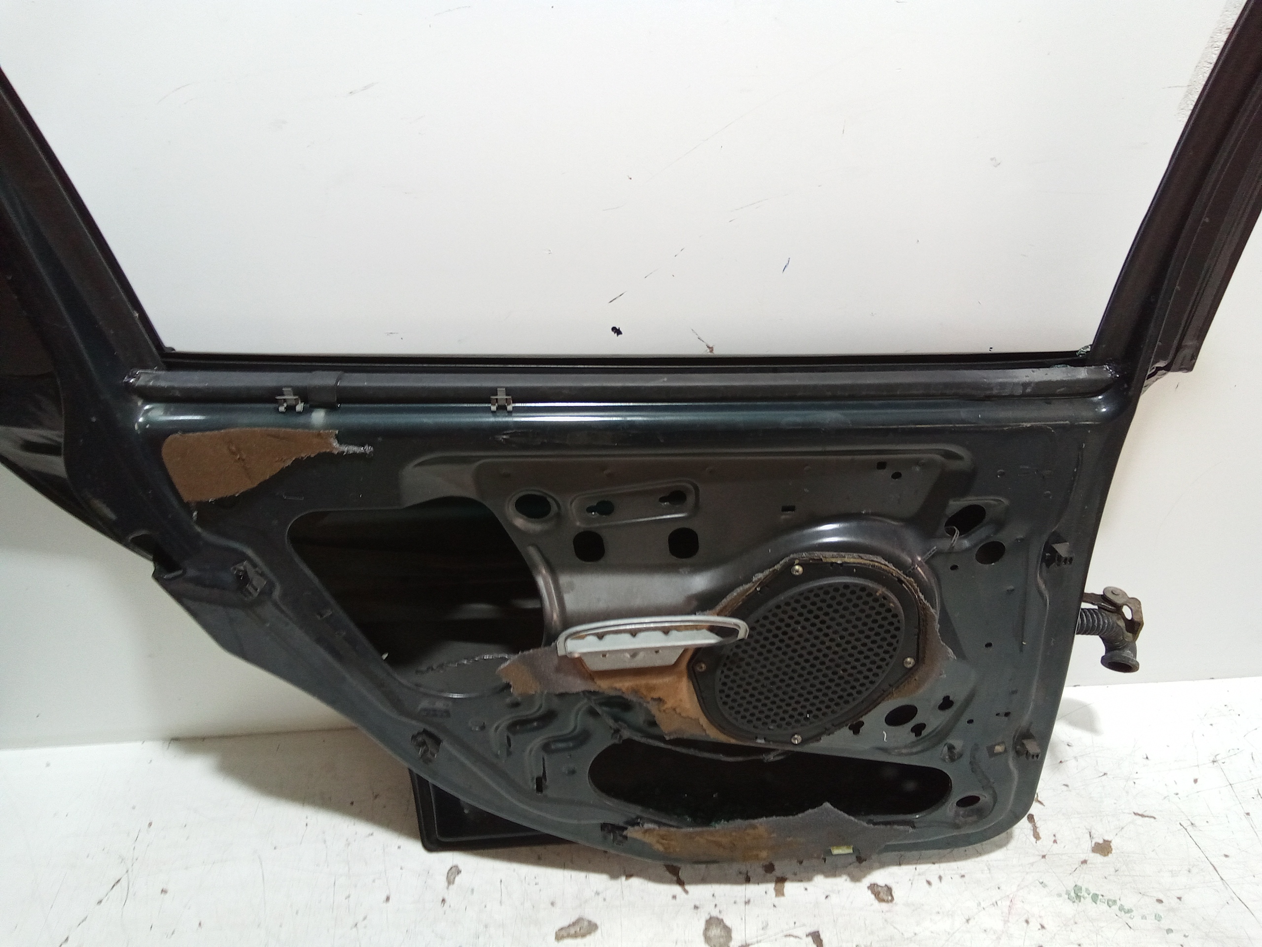 Portiera Posteriore Sinistra per Ford Mondeo Berlina 2 Serie (1996 - 2000)