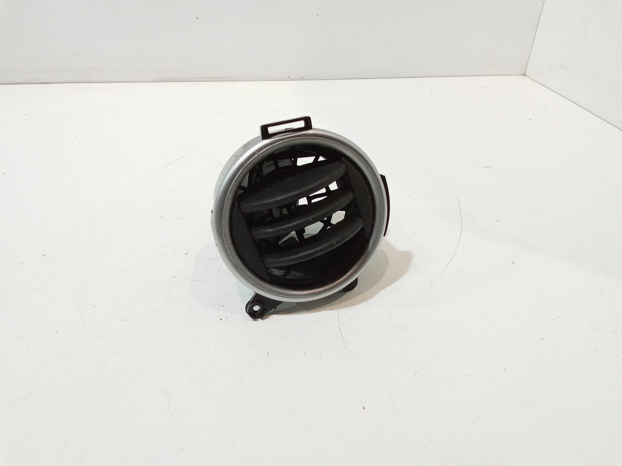 Bocchetta aria cruscotto lato passeggero per Hyundai I10 1 Serie (2007 - 2011)