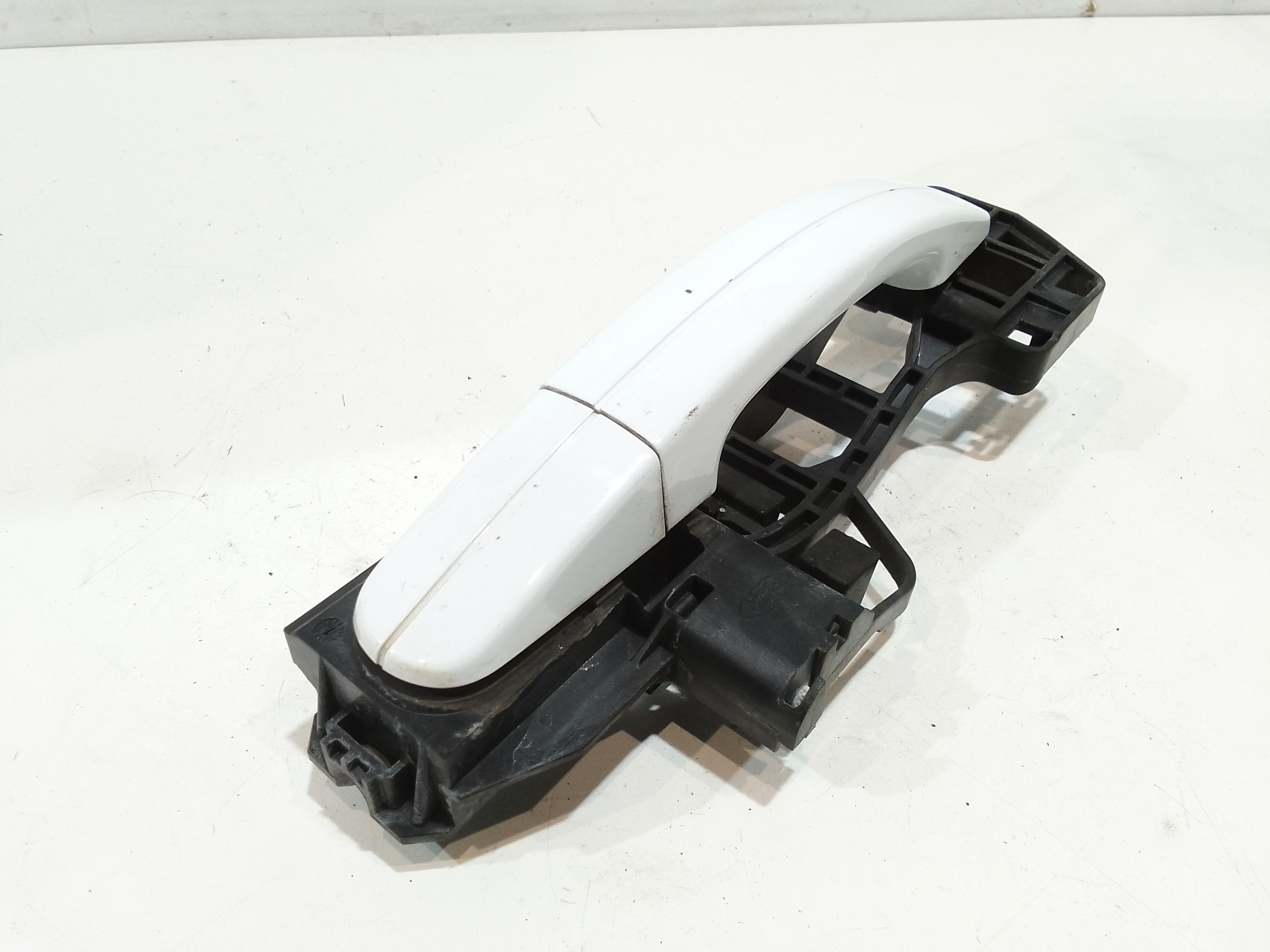 Maniglia esterna Posteriore Sinistra per Ford C - Max Serie (10>) (2010 - In produzione)