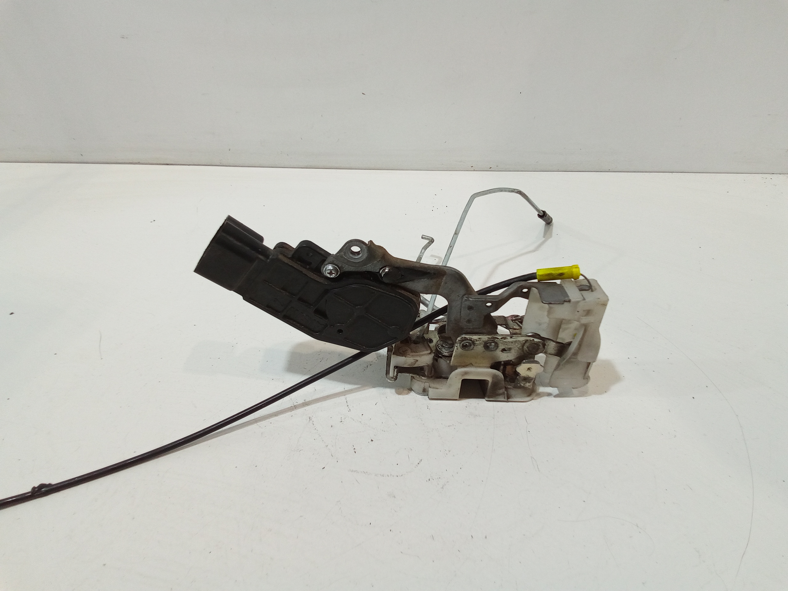 Serratura Anteriore Destra per Peugeot 107 1 Serie (2005 - In produzione)