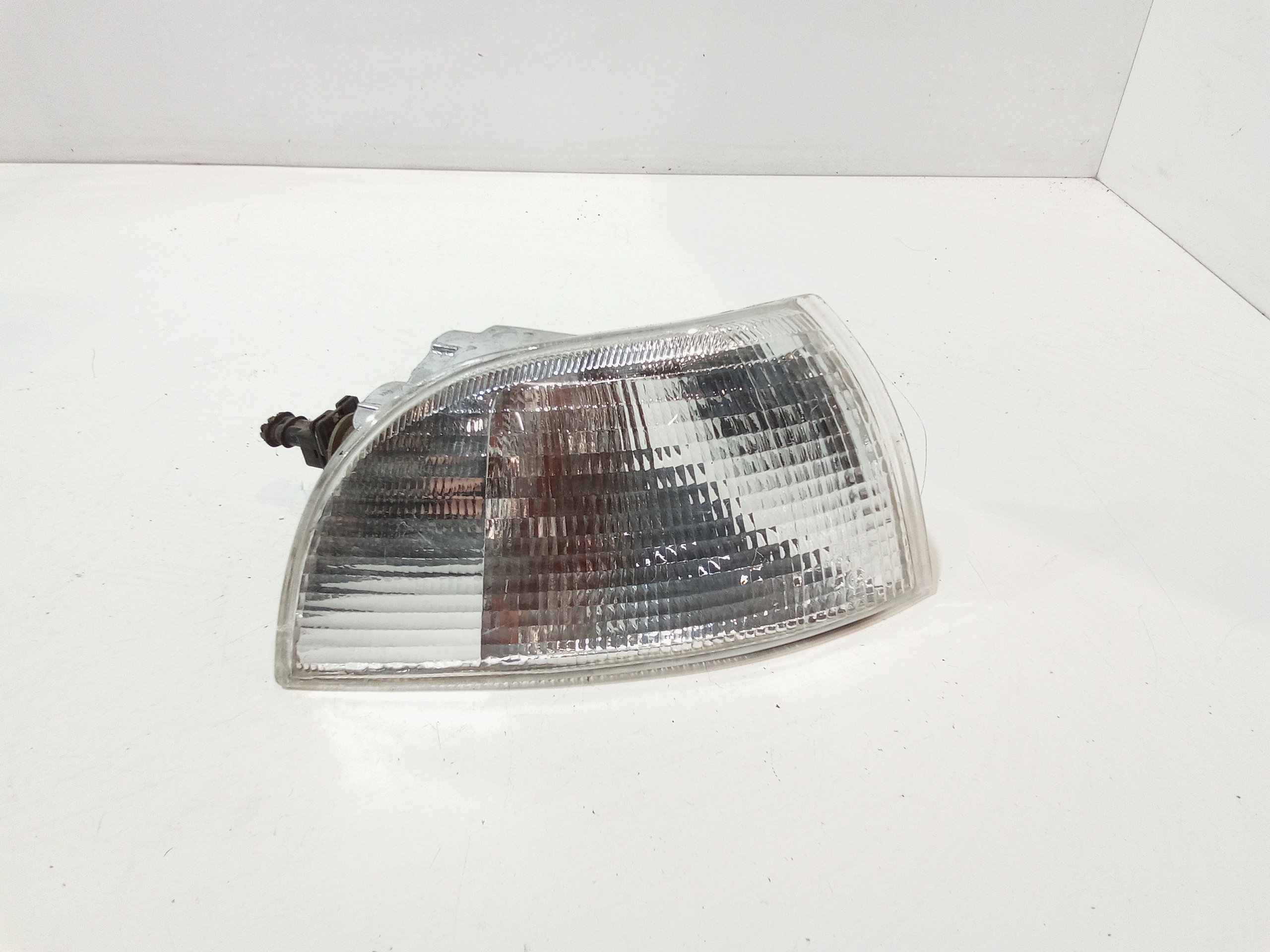 Freccia ant DX per Fiat Punto Berlina 3p (1993 - 1999)