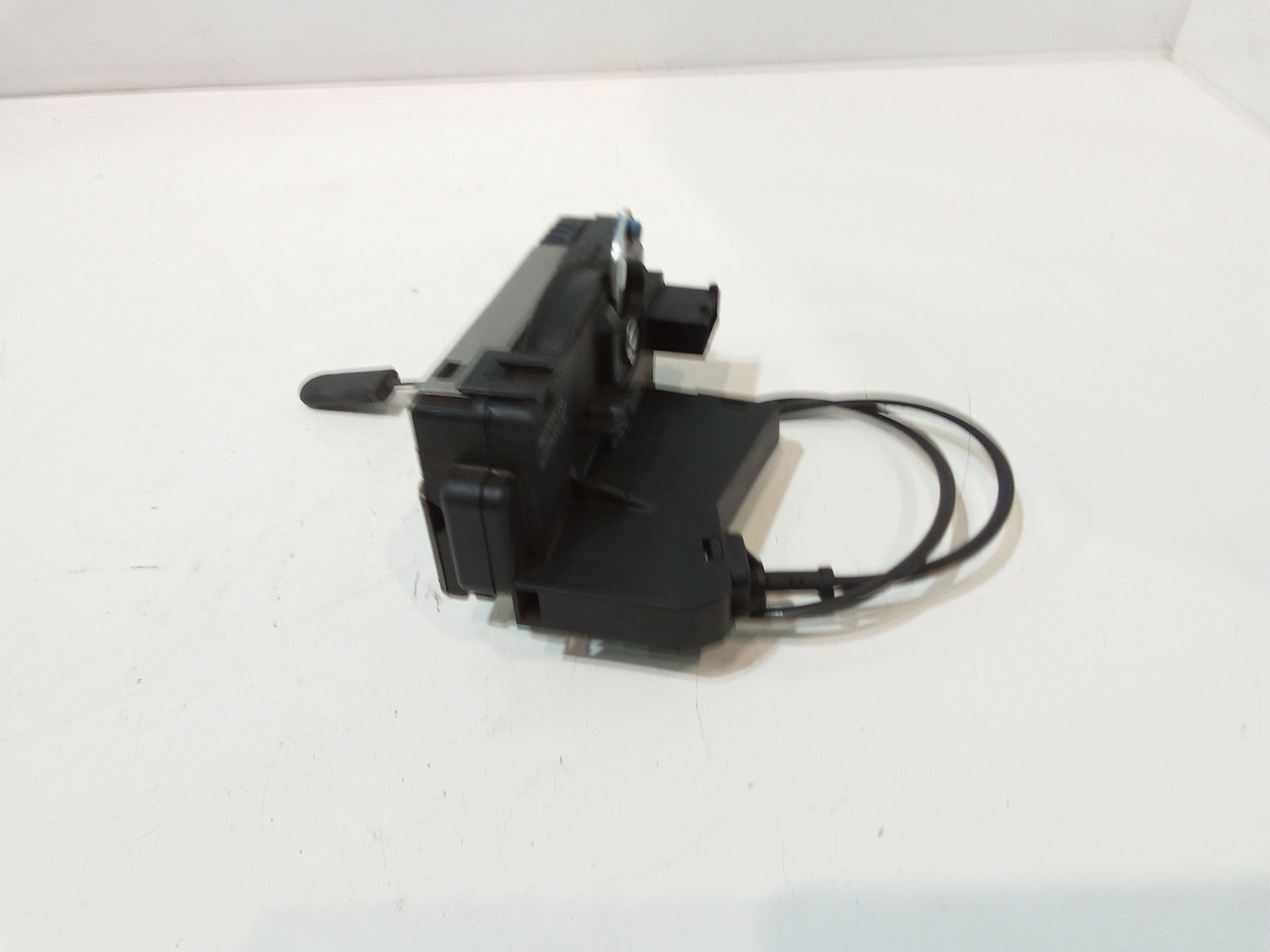 Serratura Anteriore Destra per Renault Trafic Furgone (2001 - 2007)