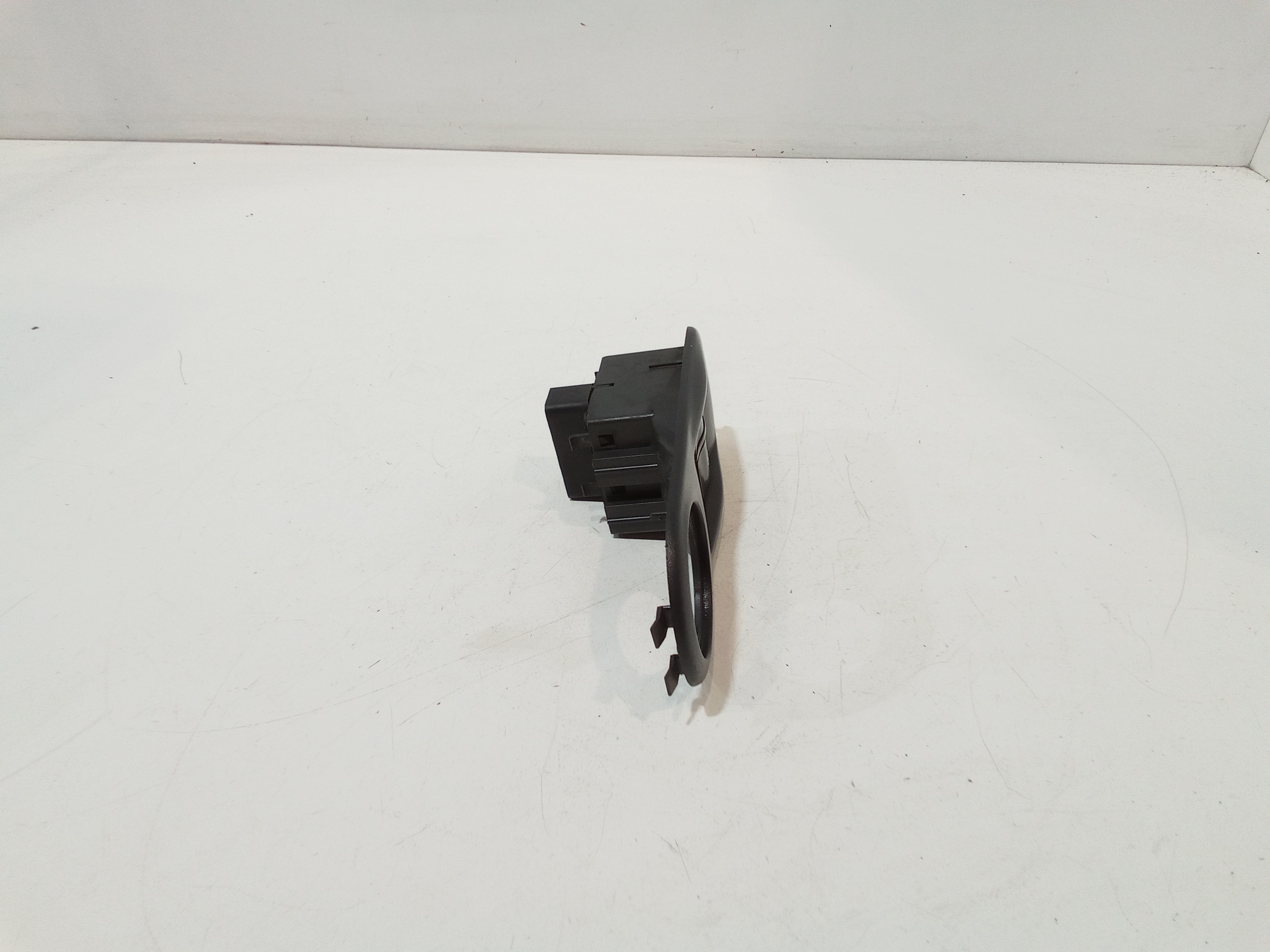 Pulsantiera anteriore sinistra Guida per Renault Trafic Furgone (2001 - 2007)