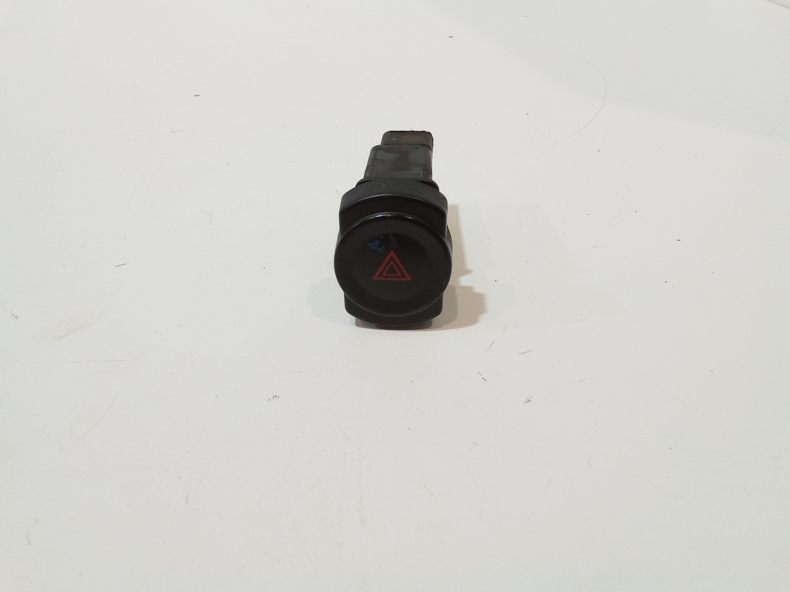 Pulsante luci di emergenza per Dacia Sandero 1 Serie (2008 - 2012)