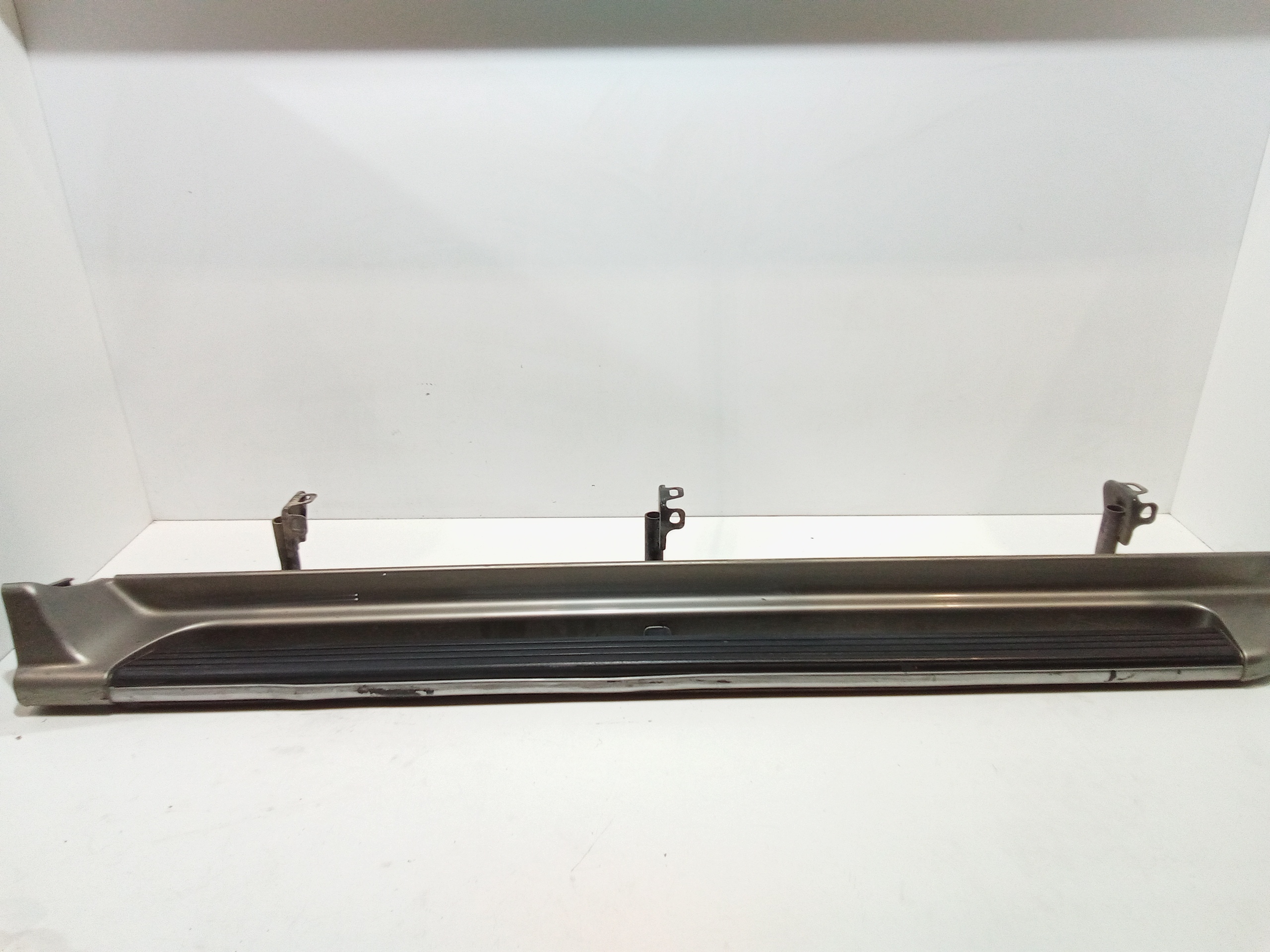 Pedana Laterale Destra per Mitsubishi Pajero 6 Serie (2006 - In produzione)