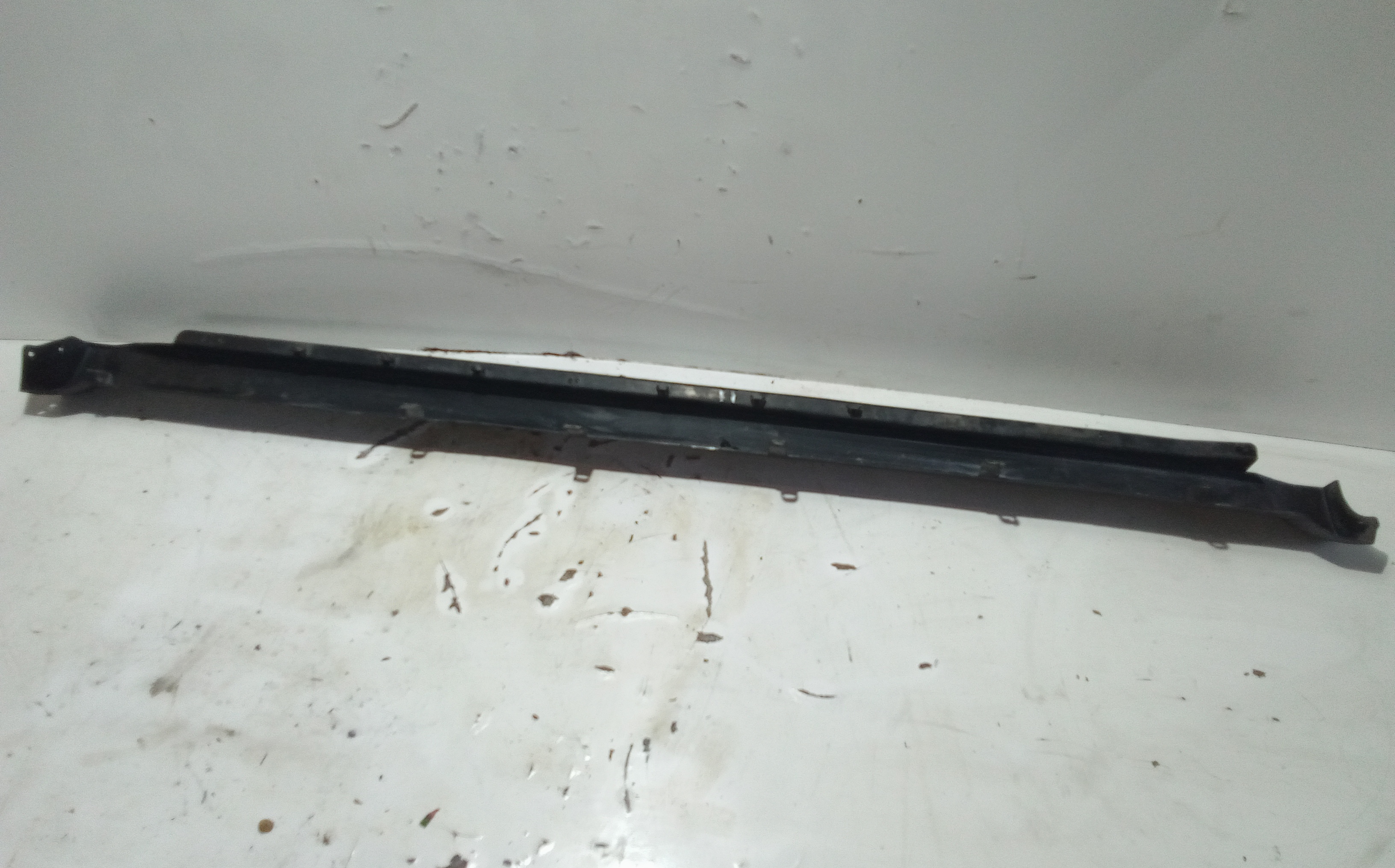 Minigonna Laterale Sinistra per Fiat Freemont 1 Serie (2011 - In produzione)